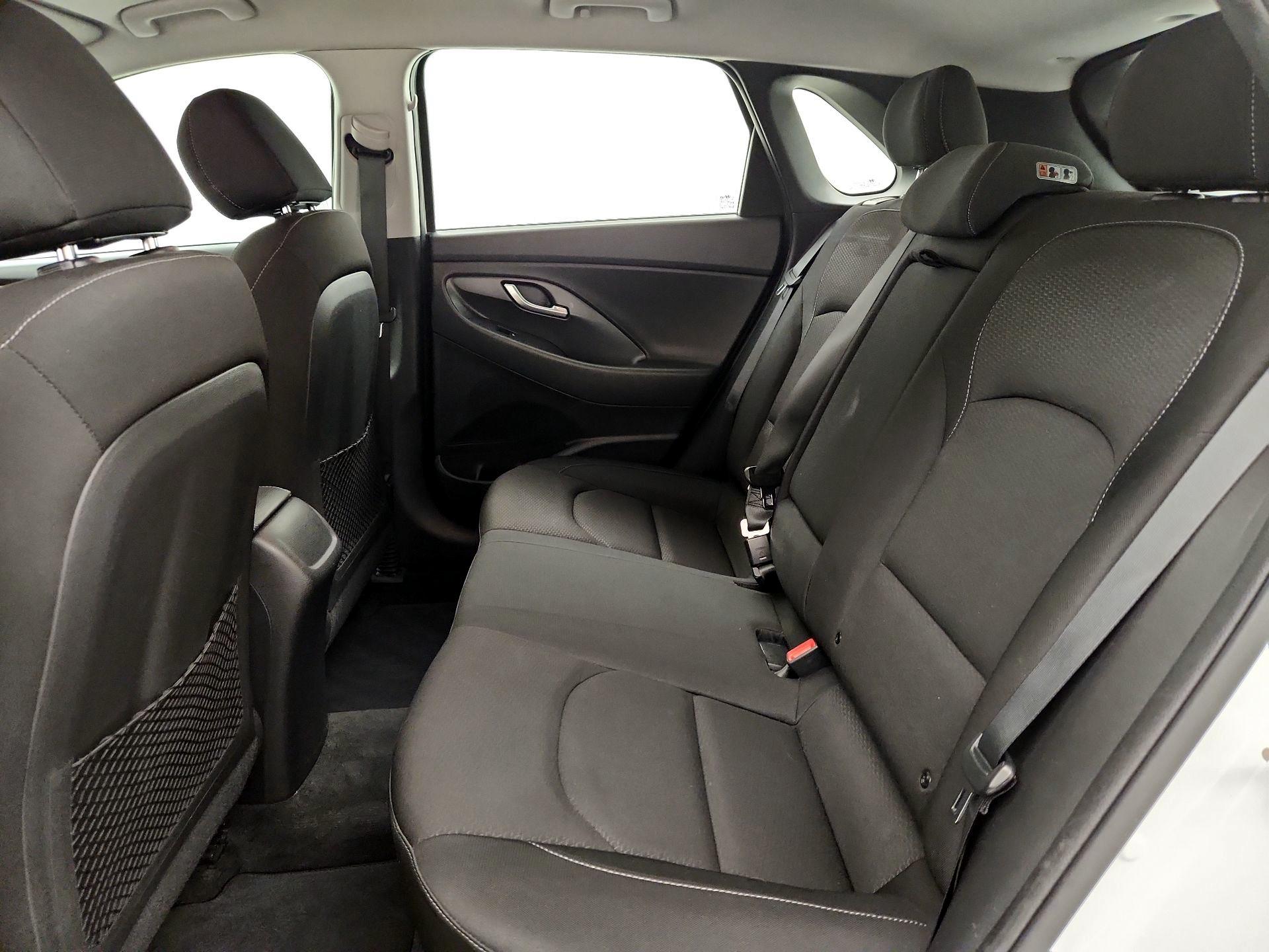 Thumbnail: 2018 Hyundai Elantra - 19