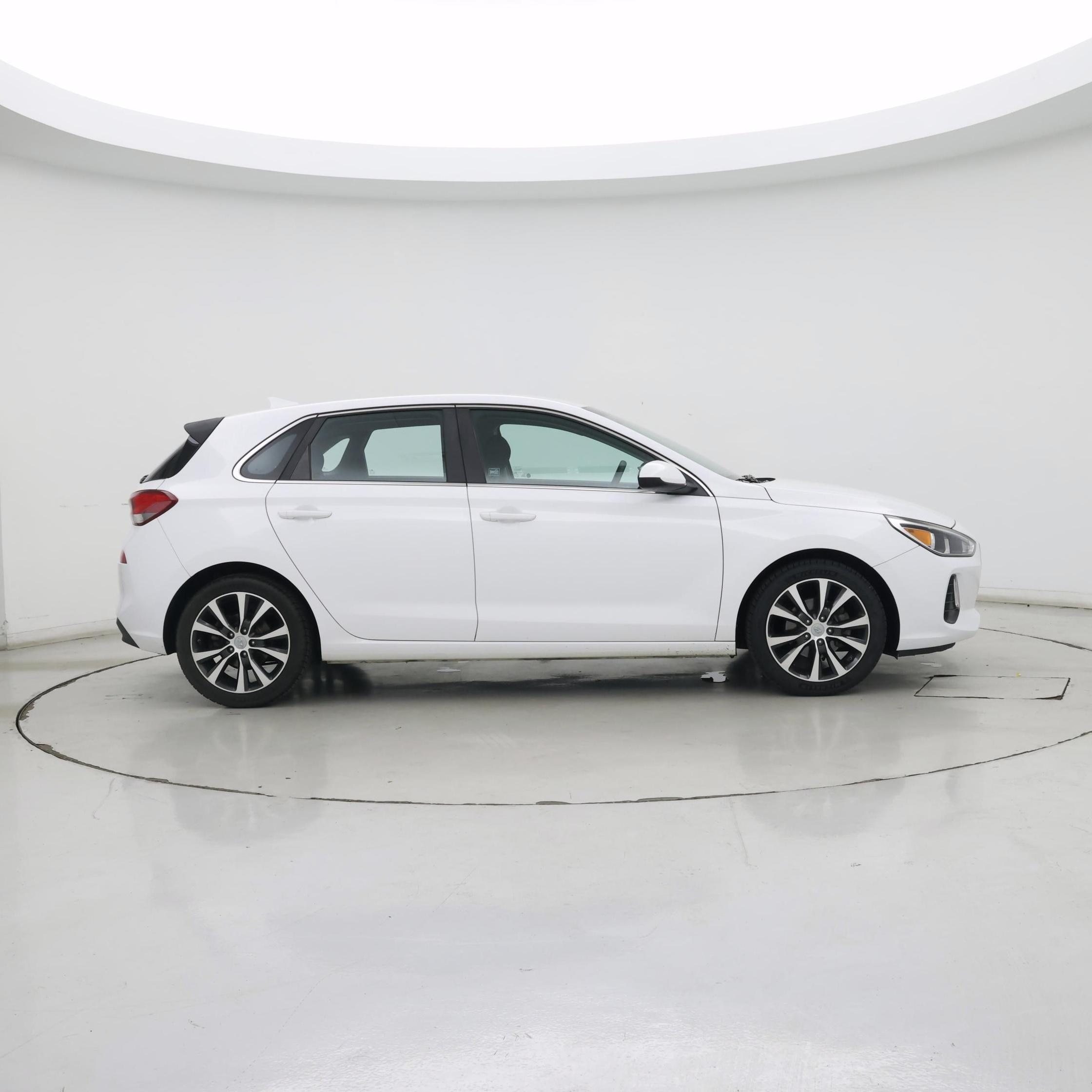 Thumbnail: 2018 Hyundai Elantra - 7