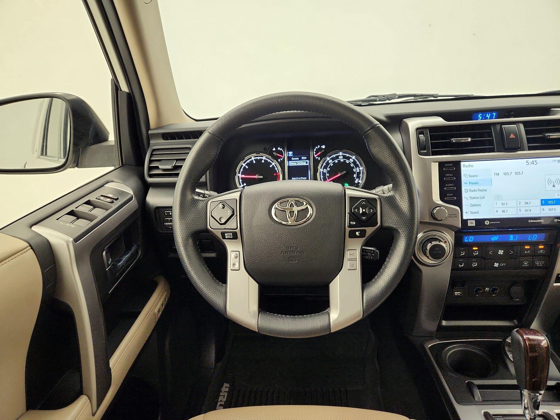 Thumbnail: 2020 Toyota 4Runner - 10