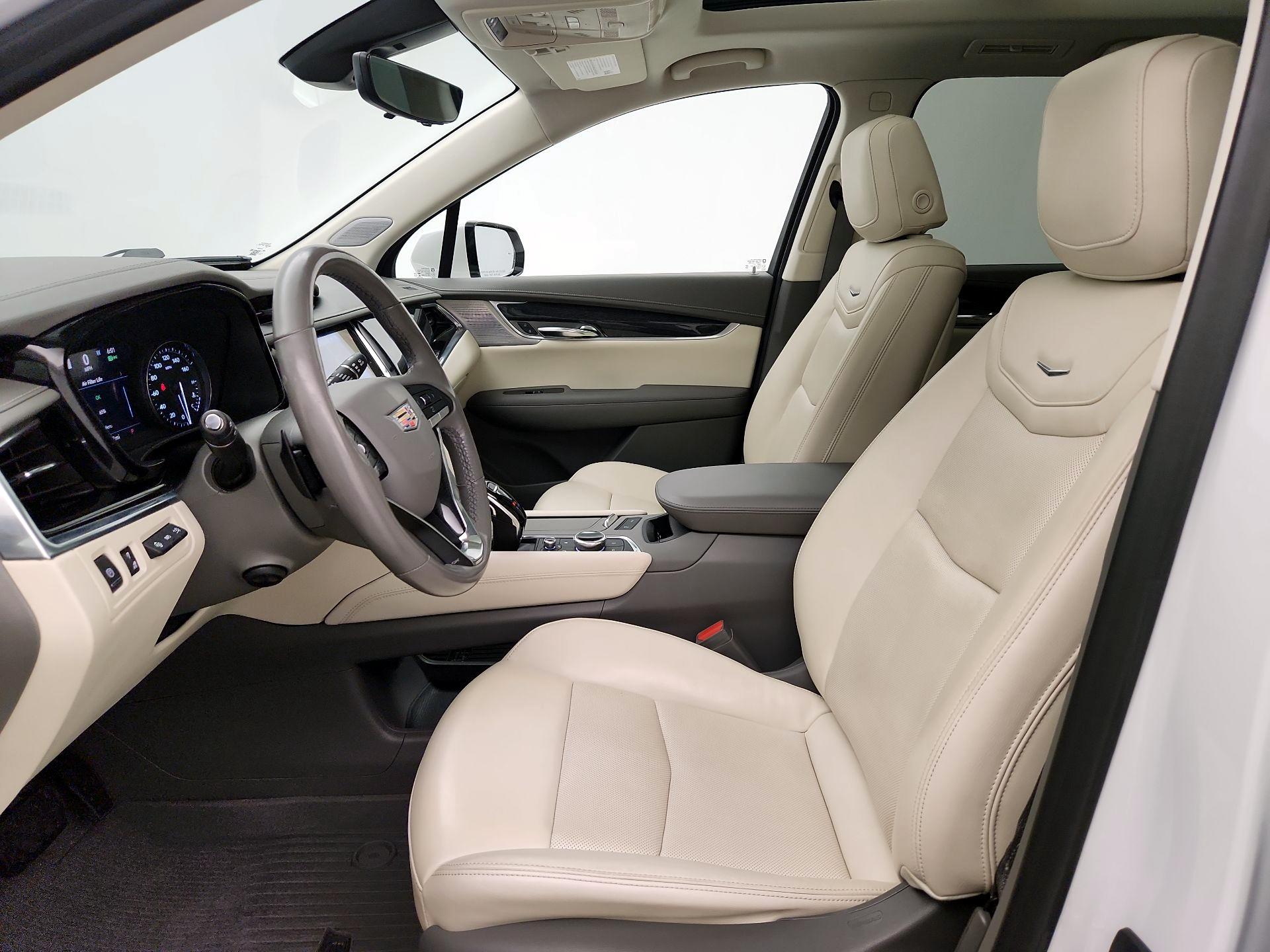 Thumbnail: 2021 Cadillac XT6 - 11