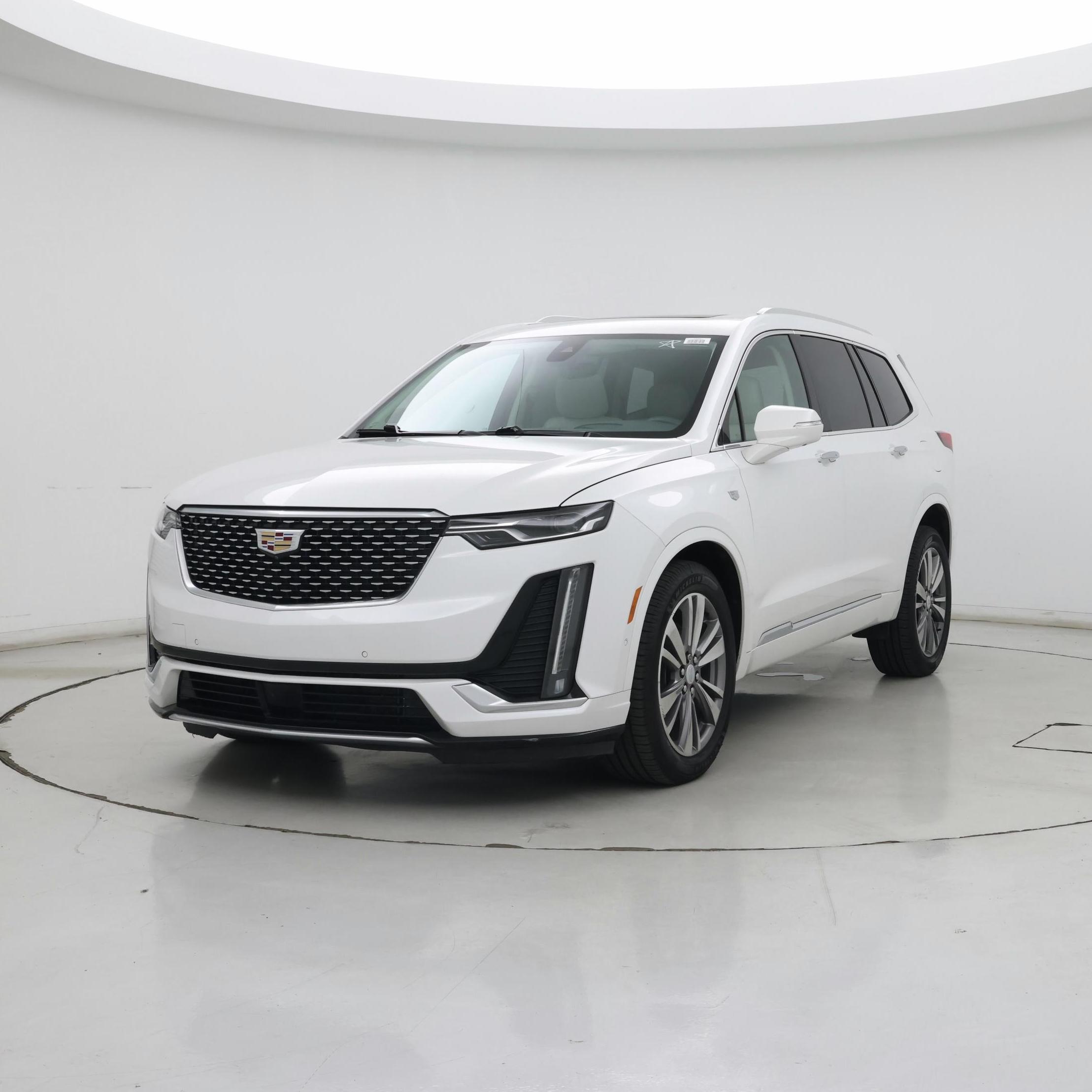 Thumbnail: 2021 Cadillac XT6 - 4