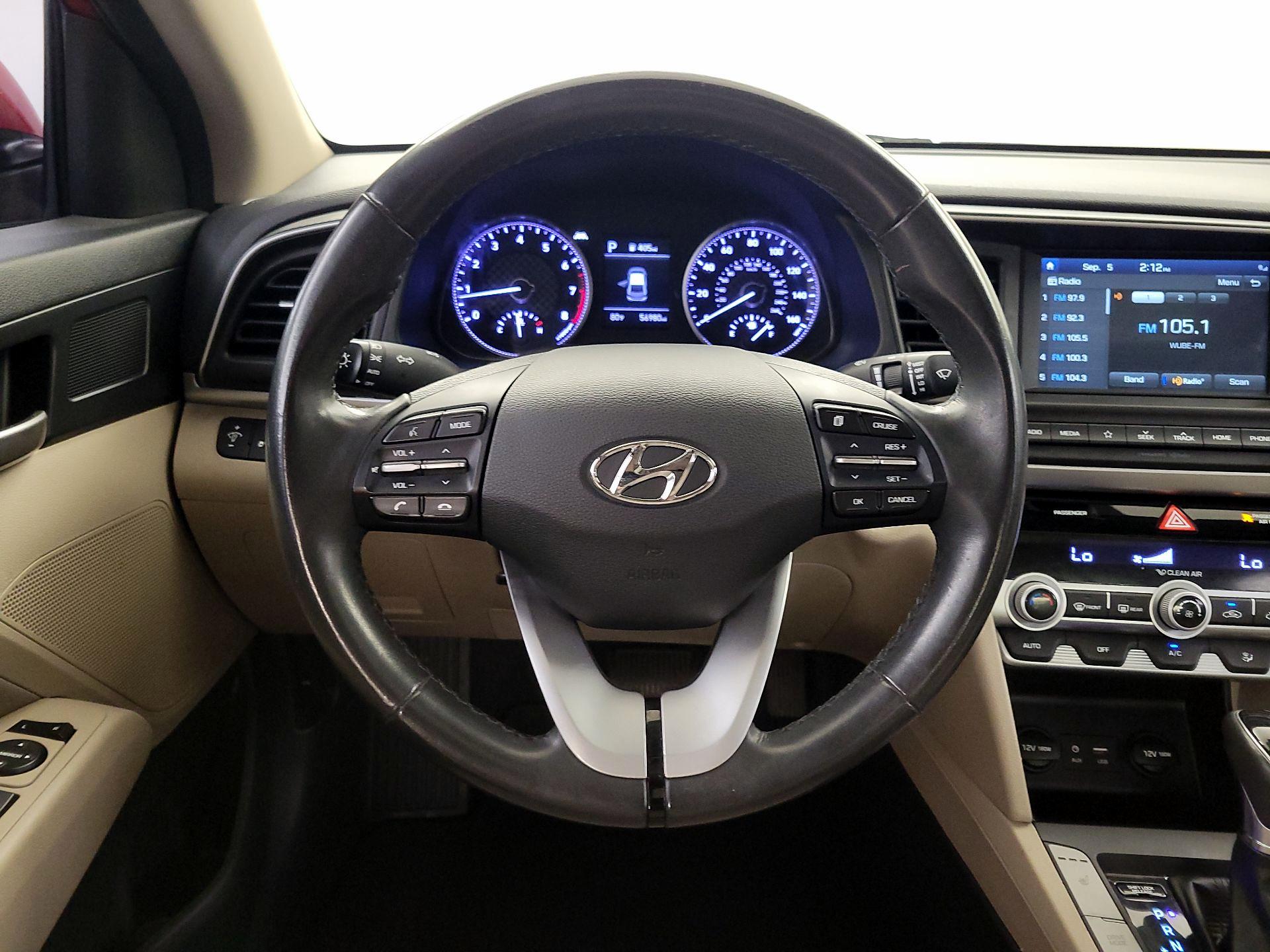 Thumbnail: 2020 Hyundai Elantra - 10
