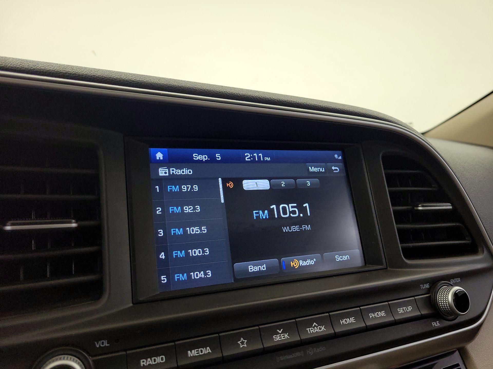Thumbnail: 2020 Hyundai Elantra - 15