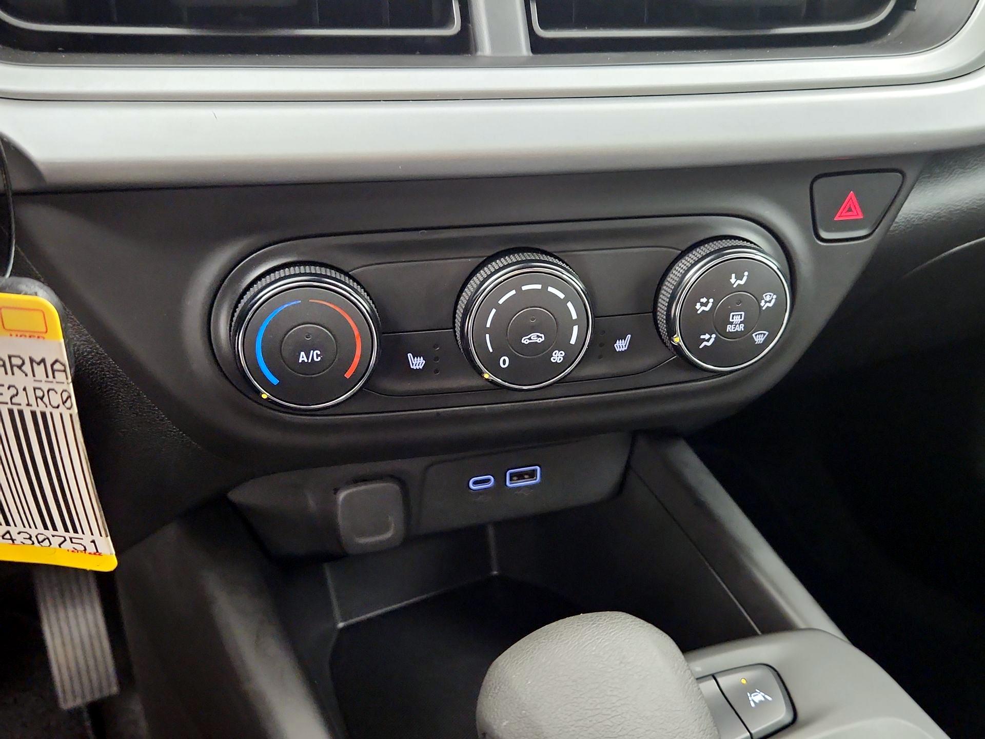 Thumbnail: 2024 Chevrolet Trax - 16