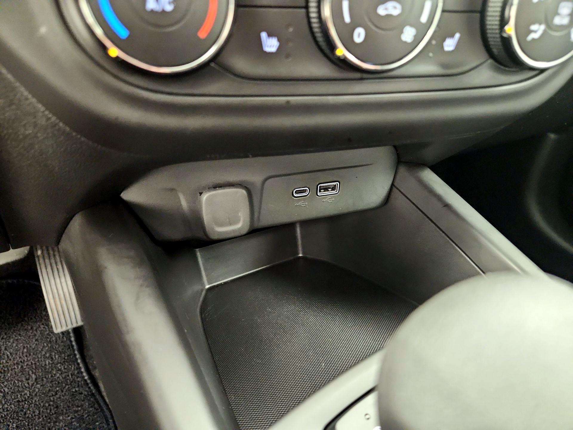 Thumbnail: 2024 Chevrolet Trax - 18
