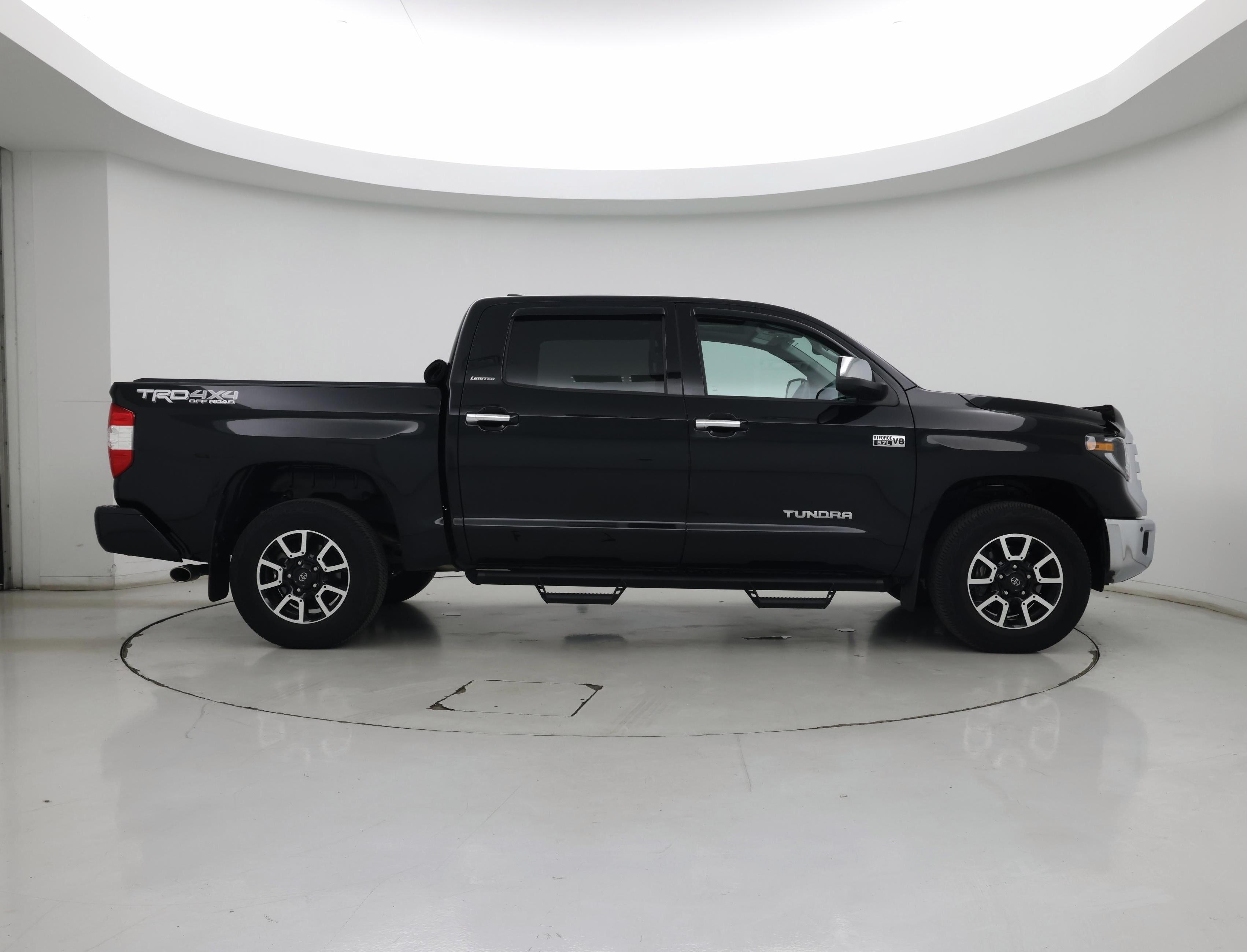 Thumbnail: 2021 Toyota Tundra - 7