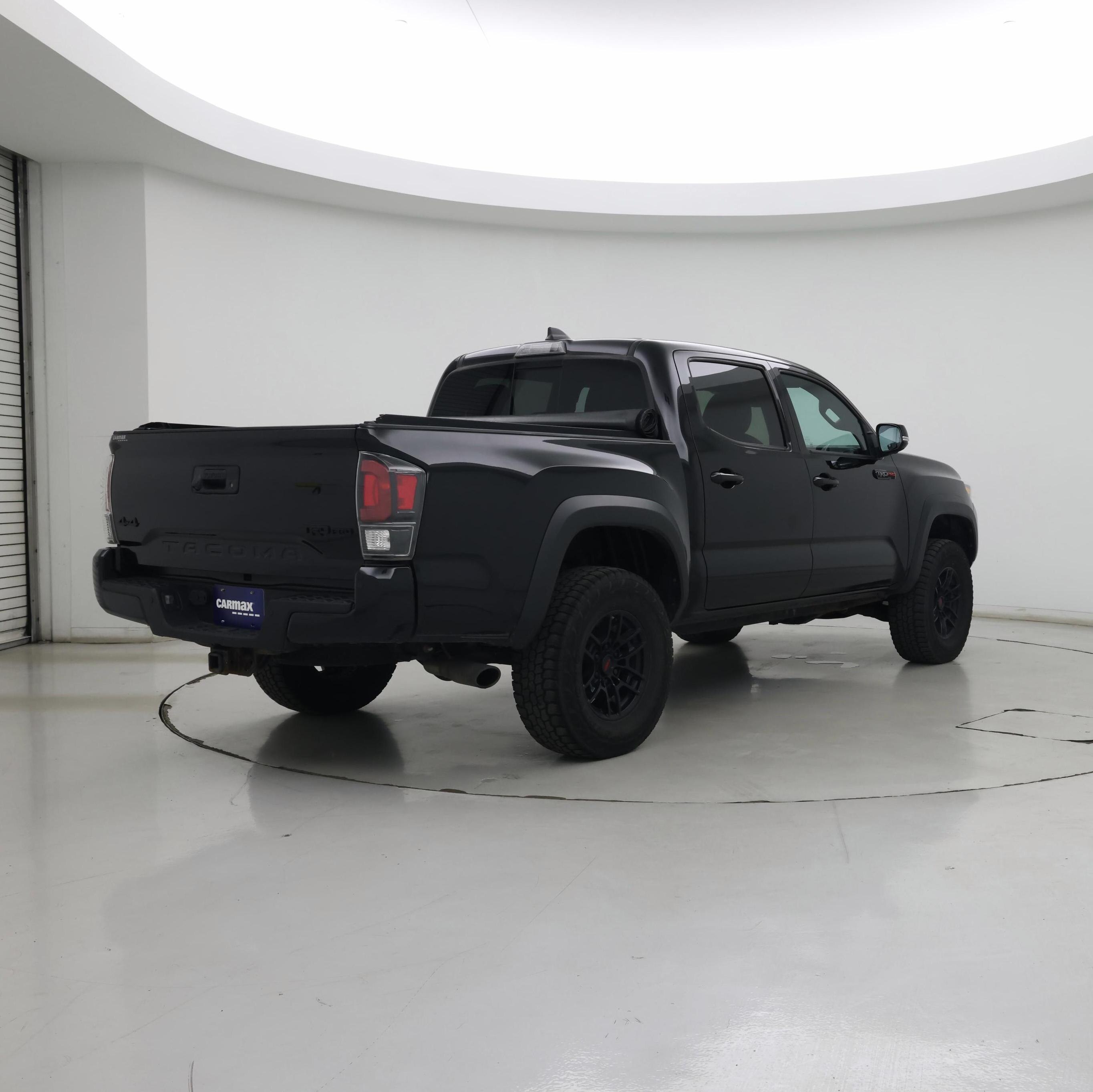 Thumbnail: 2020 Toyota Tacoma - 8