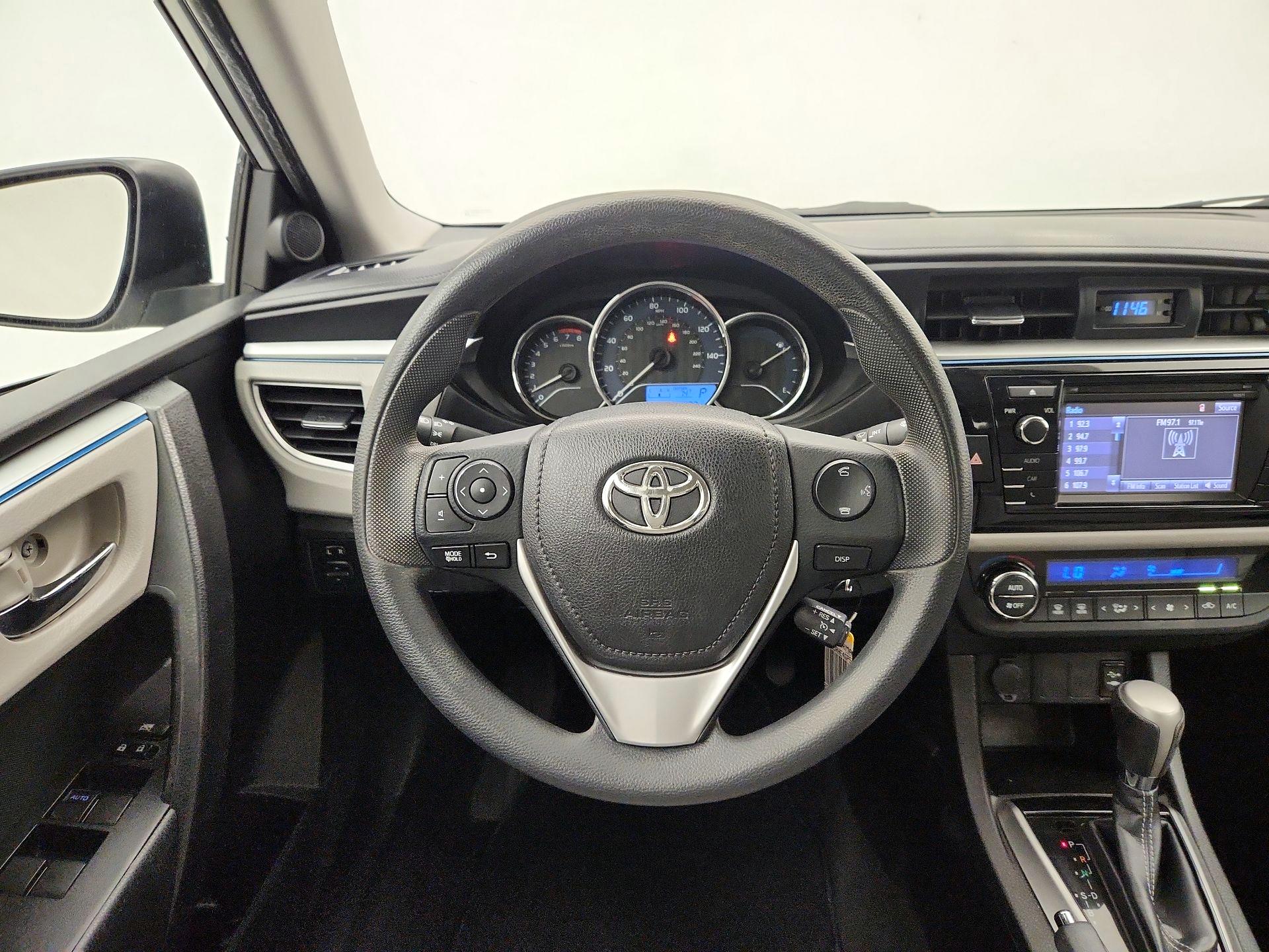 Thumbnail: 2016 Toyota Corolla - 10