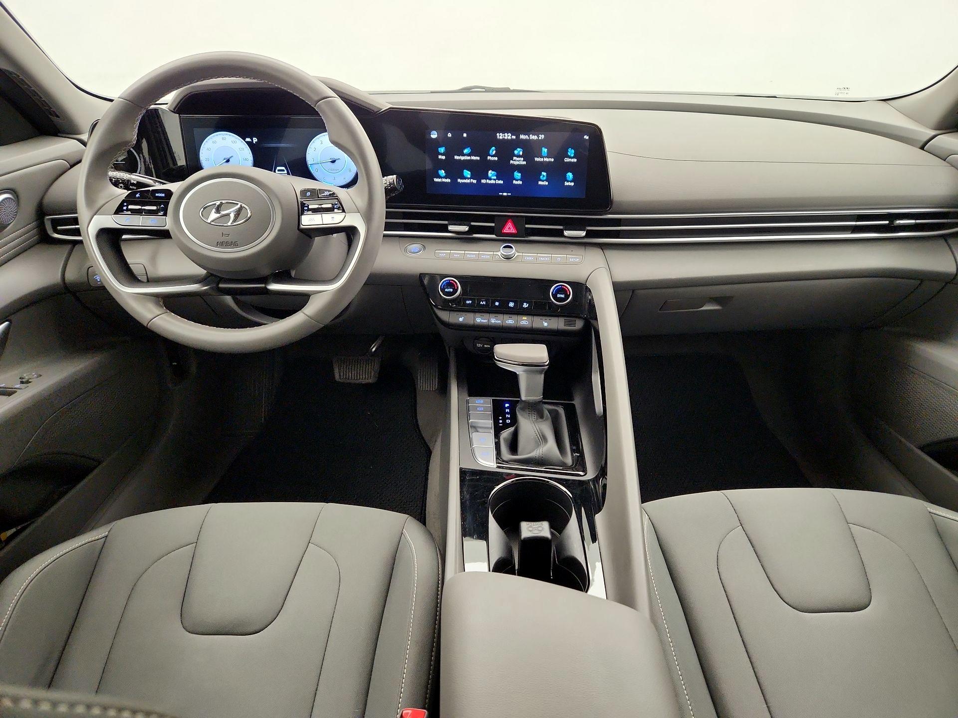 Thumbnail: 2023 Hyundai Elantra - 9