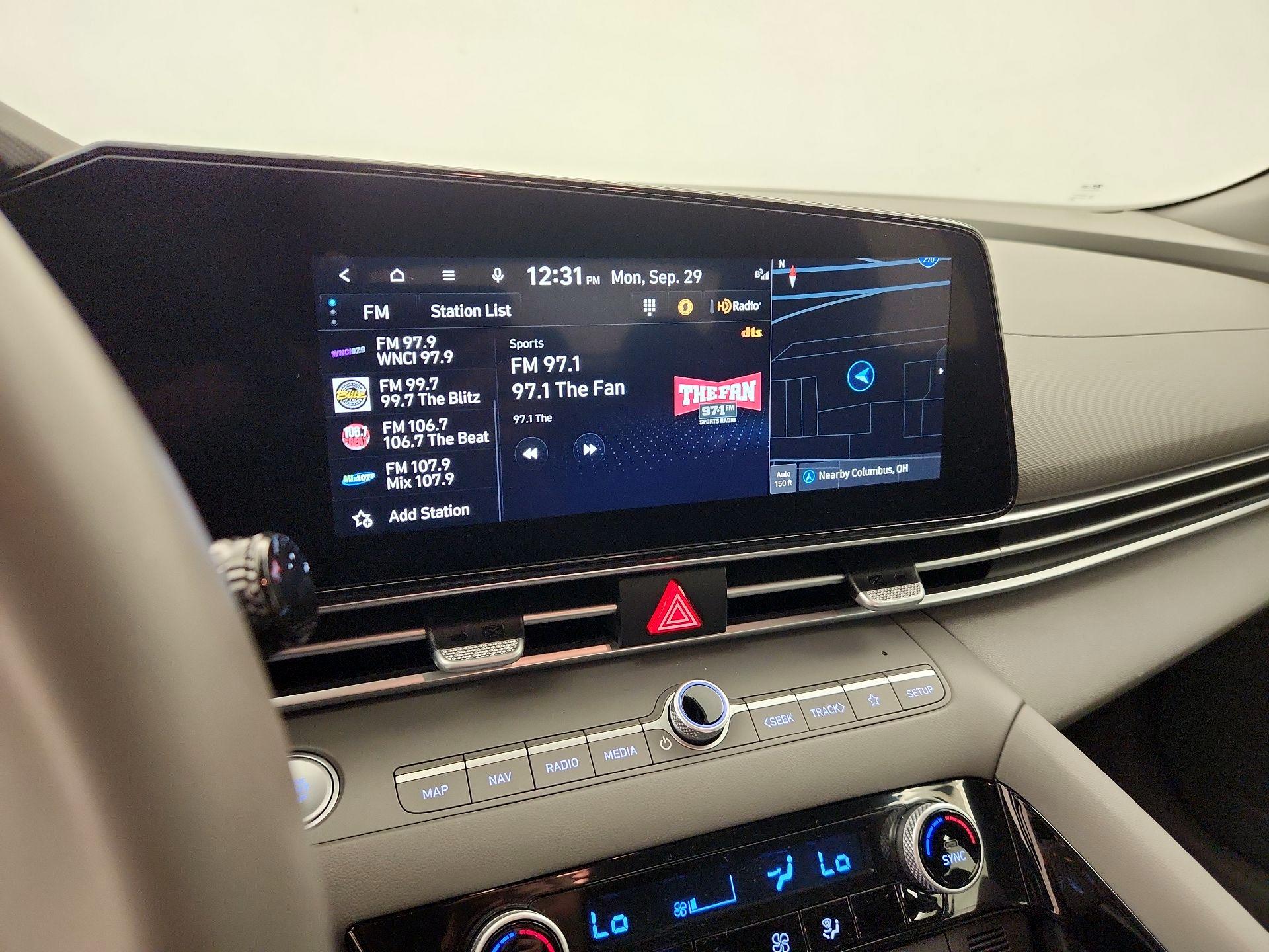Thumbnail: 2023 Hyundai Elantra - 16