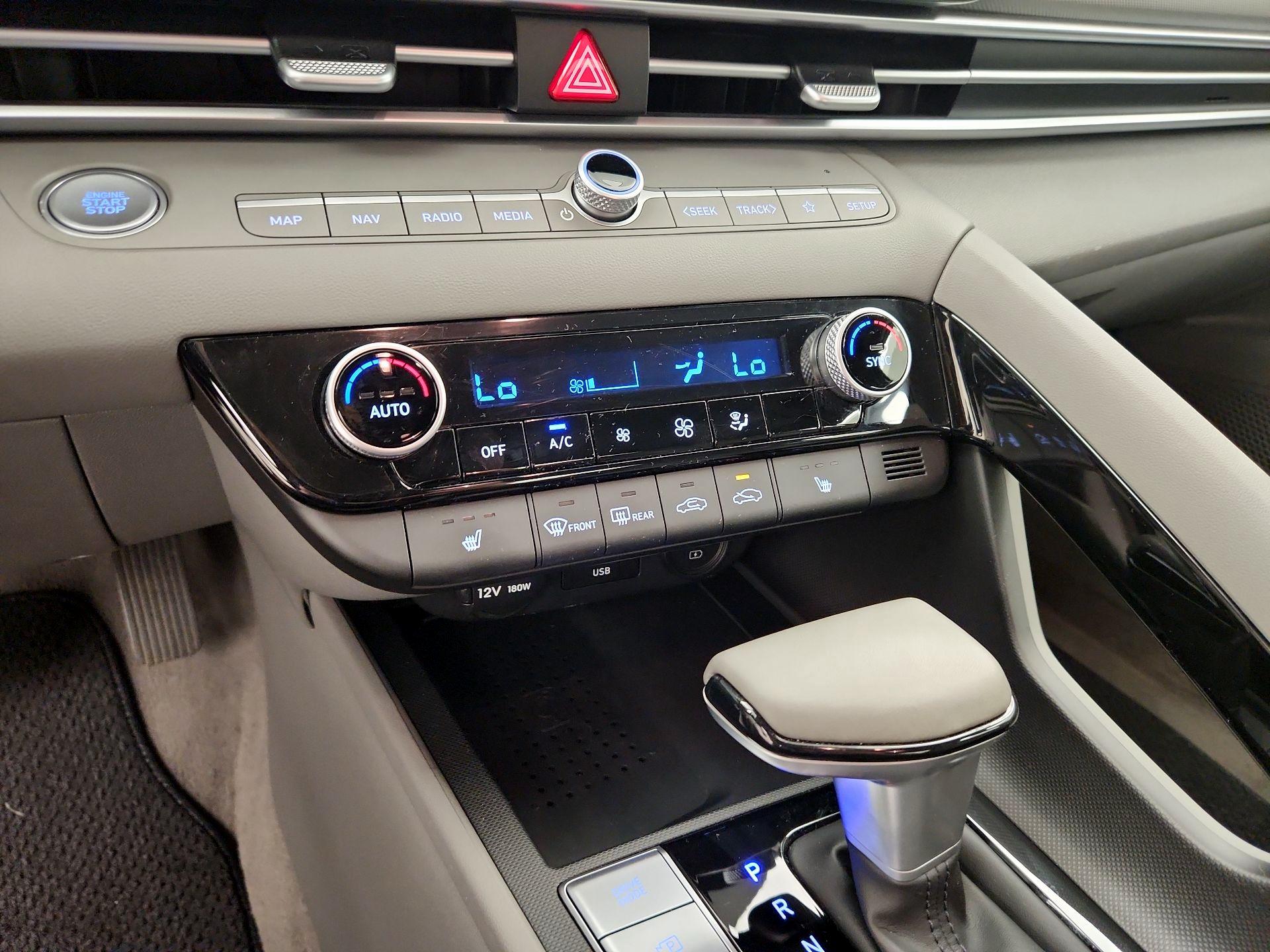 Thumbnail: 2023 Hyundai Elantra - 17