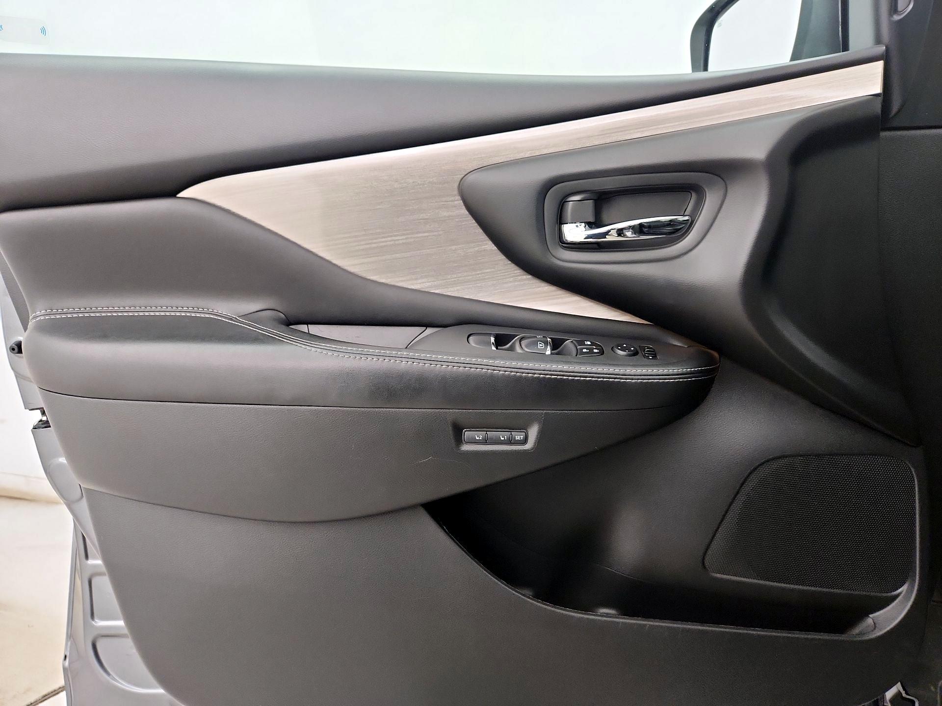 Thumbnail: 2017 Nissan Murano - 12