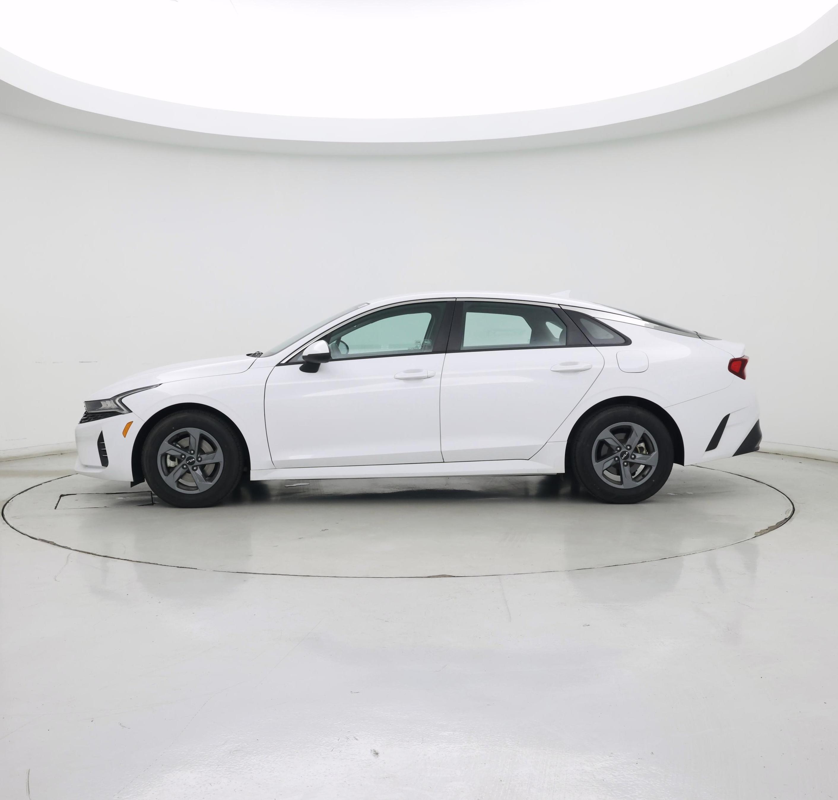 Thumbnail: 2022 Kia K5 - 3