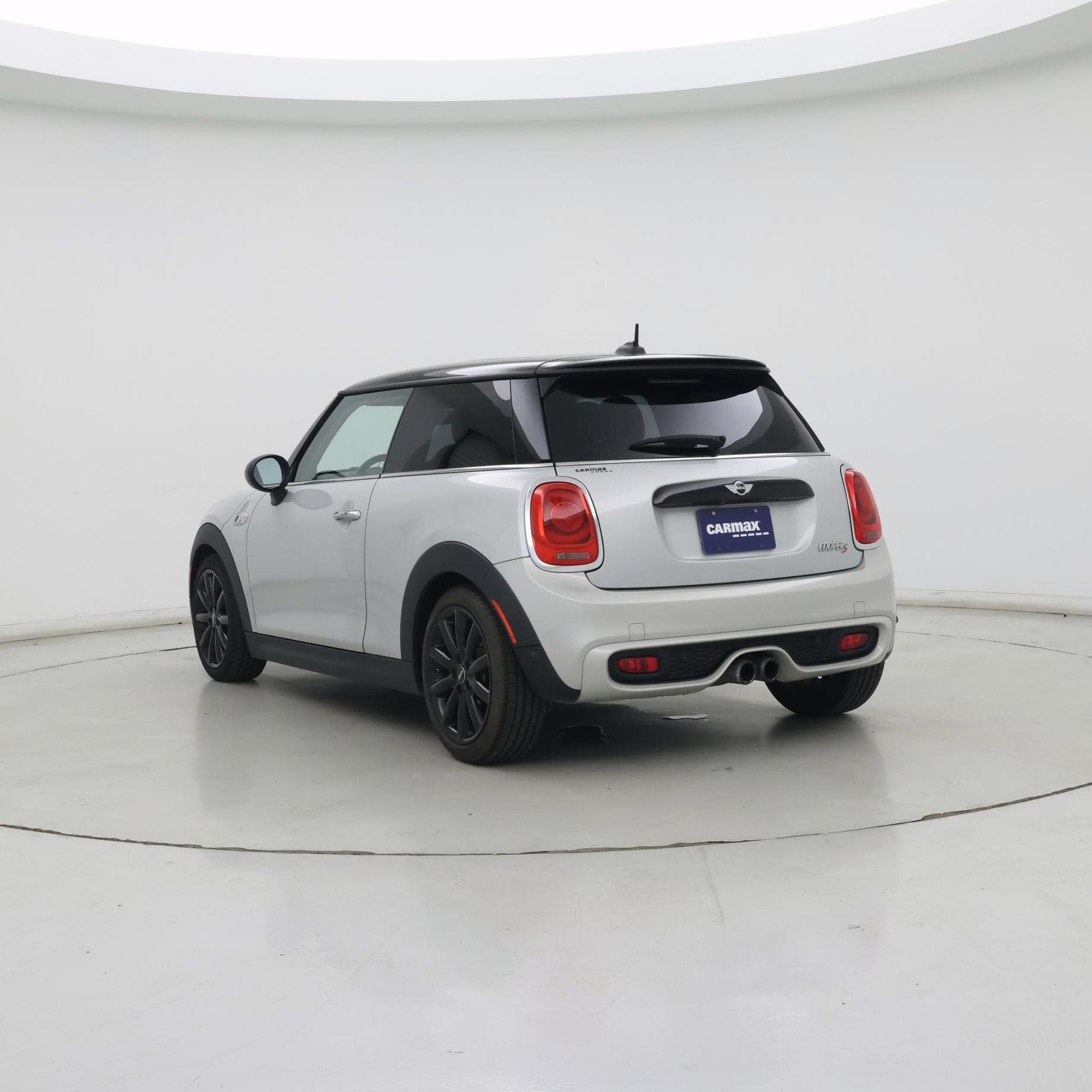Thumbnail: 2017 MINI Cooper Hardtop - 2