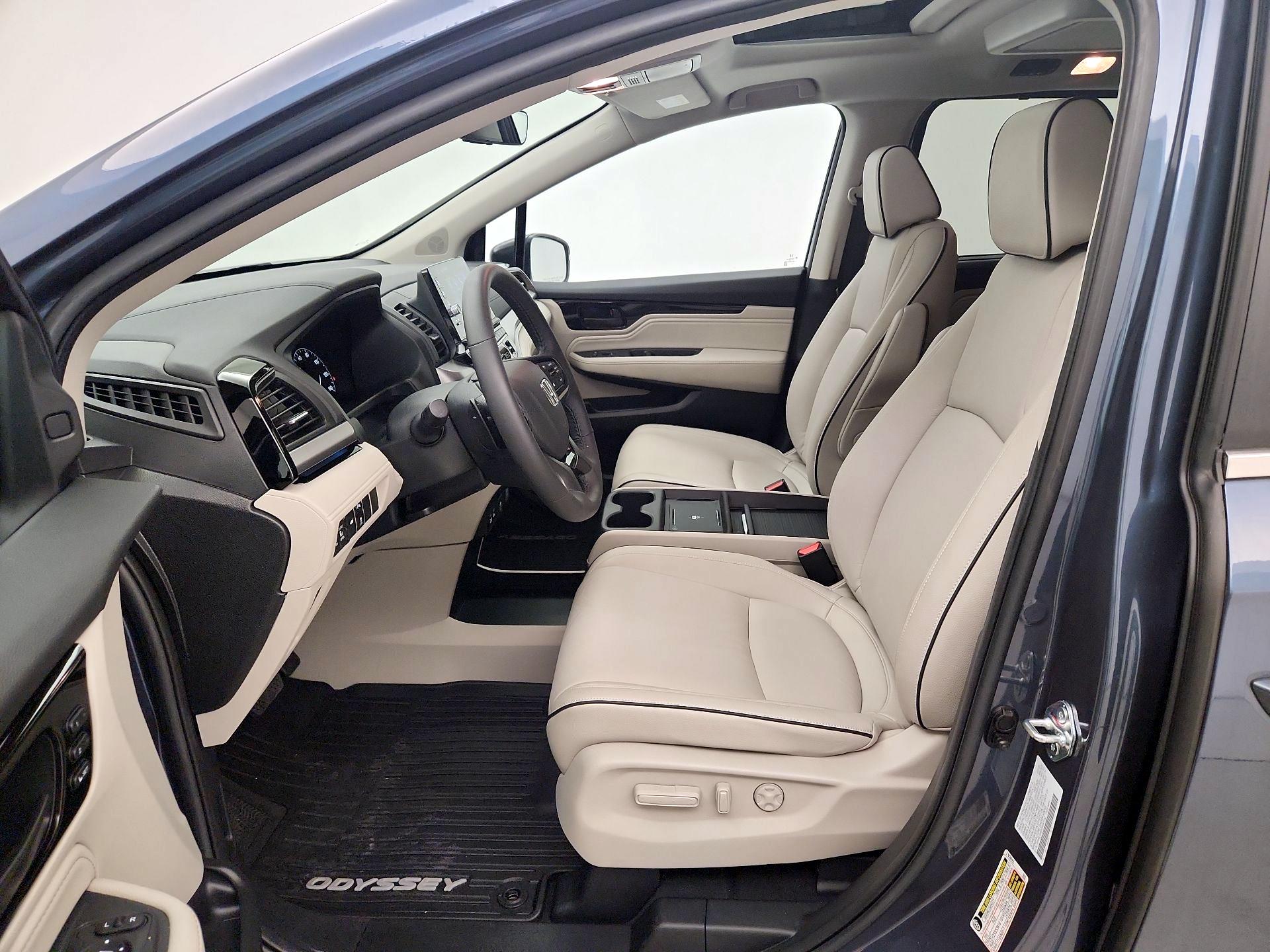 Thumbnail: 2025 Honda Odyssey - 11