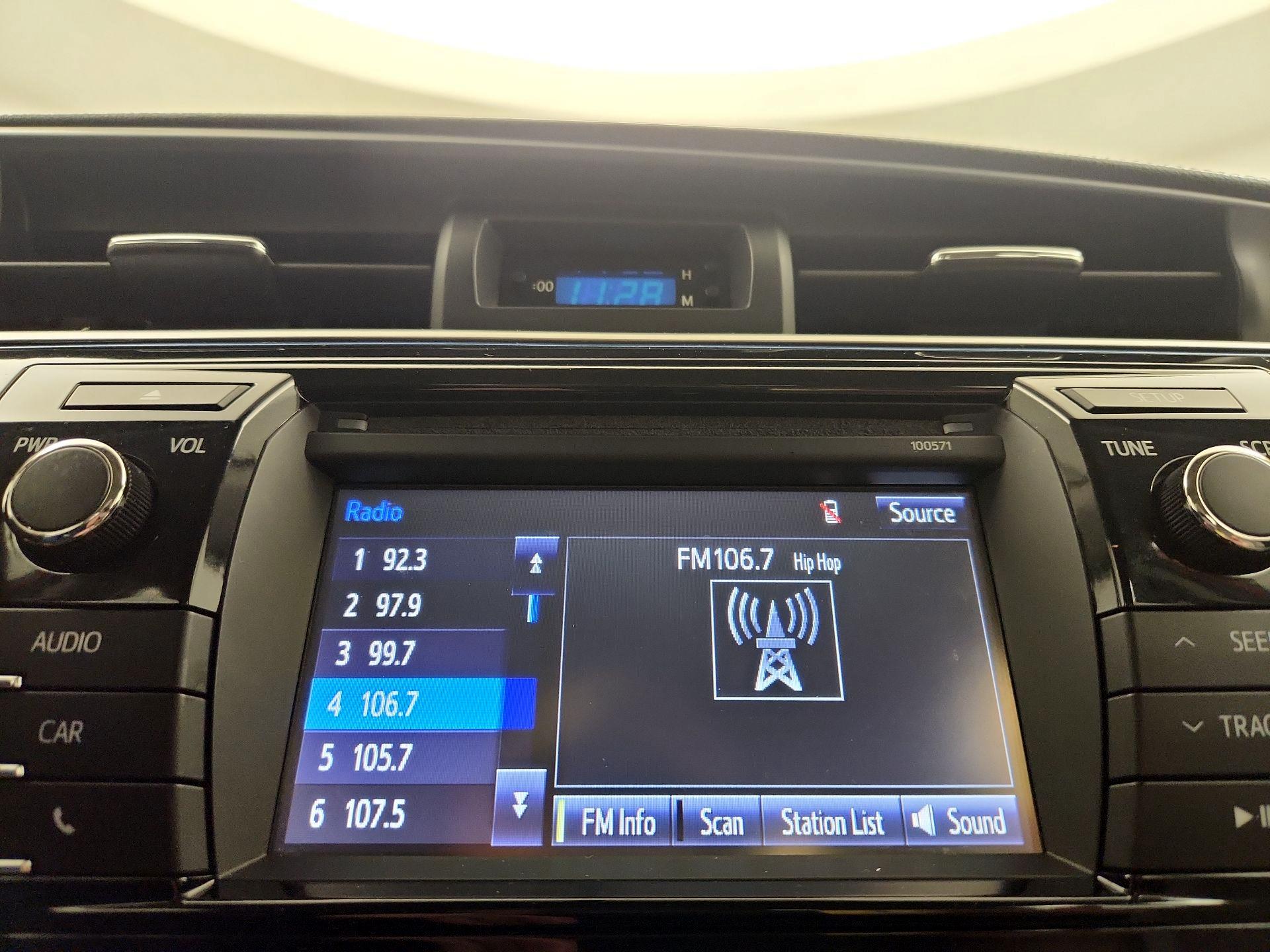 Thumbnail: 2016 Toyota Corolla - 15