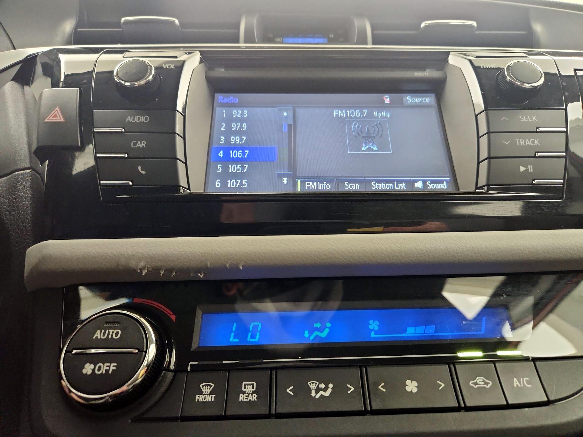 Thumbnail: 2016 Toyota Corolla - 16
