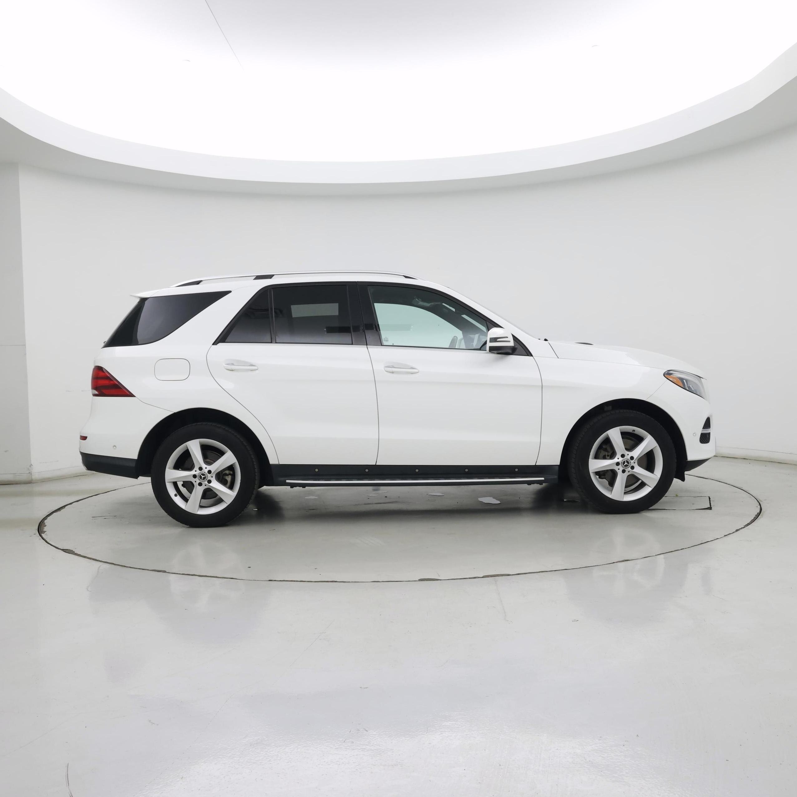 Thumbnail: 2018 Mercedes-Benz GLE - 7