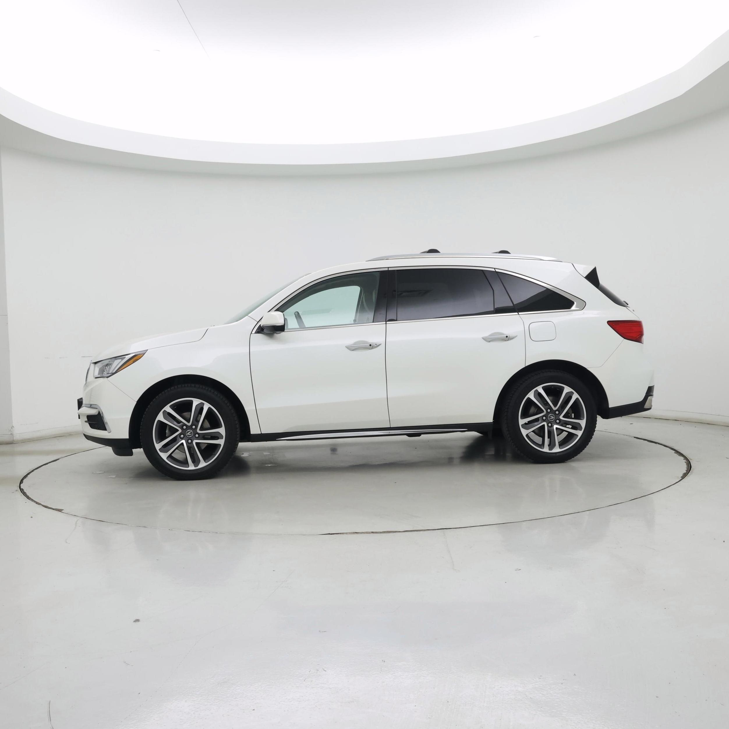Thumbnail: 2018 Acura MDX - 3