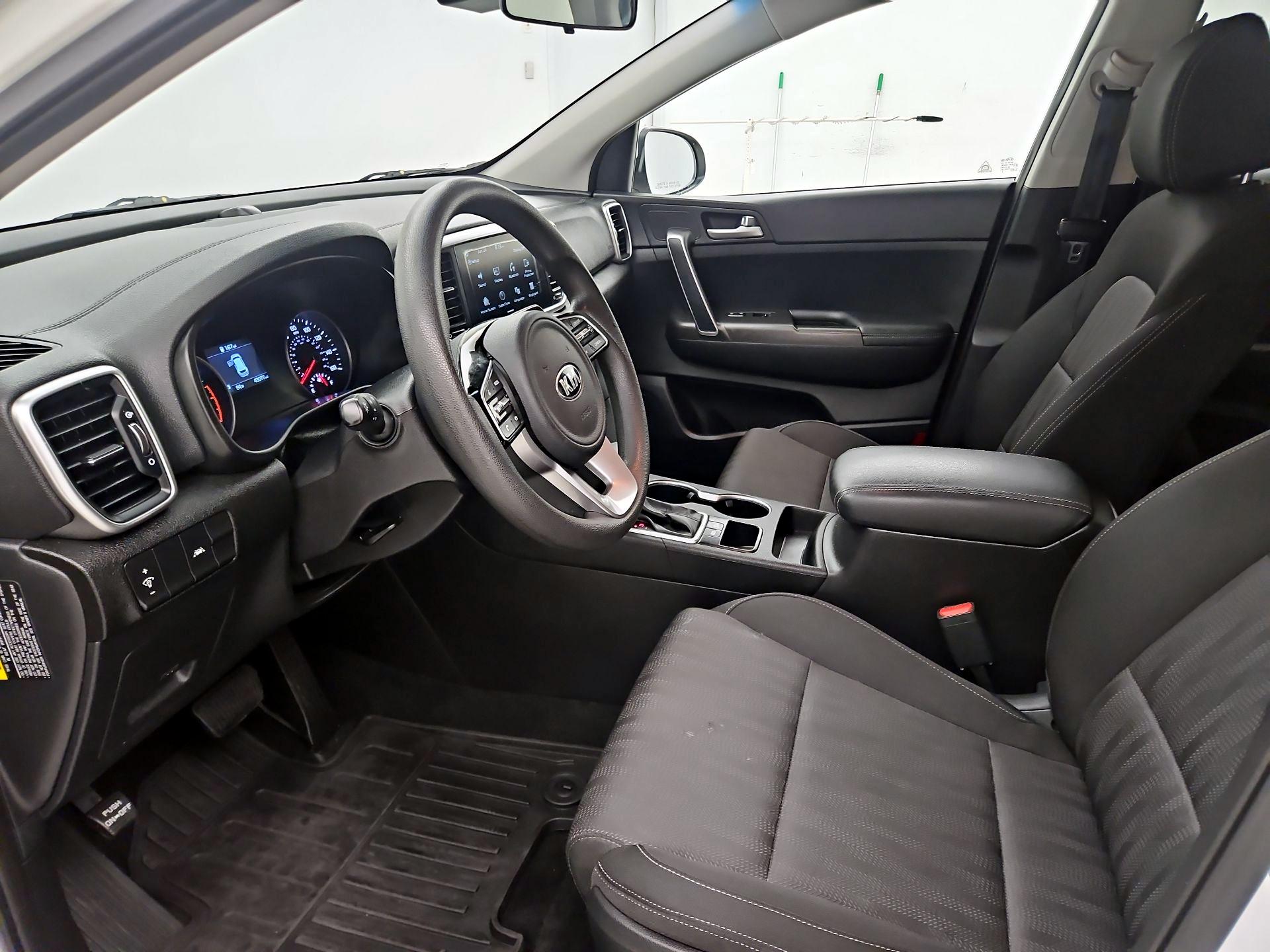Thumbnail: 2020 Kia Sportage - 11
