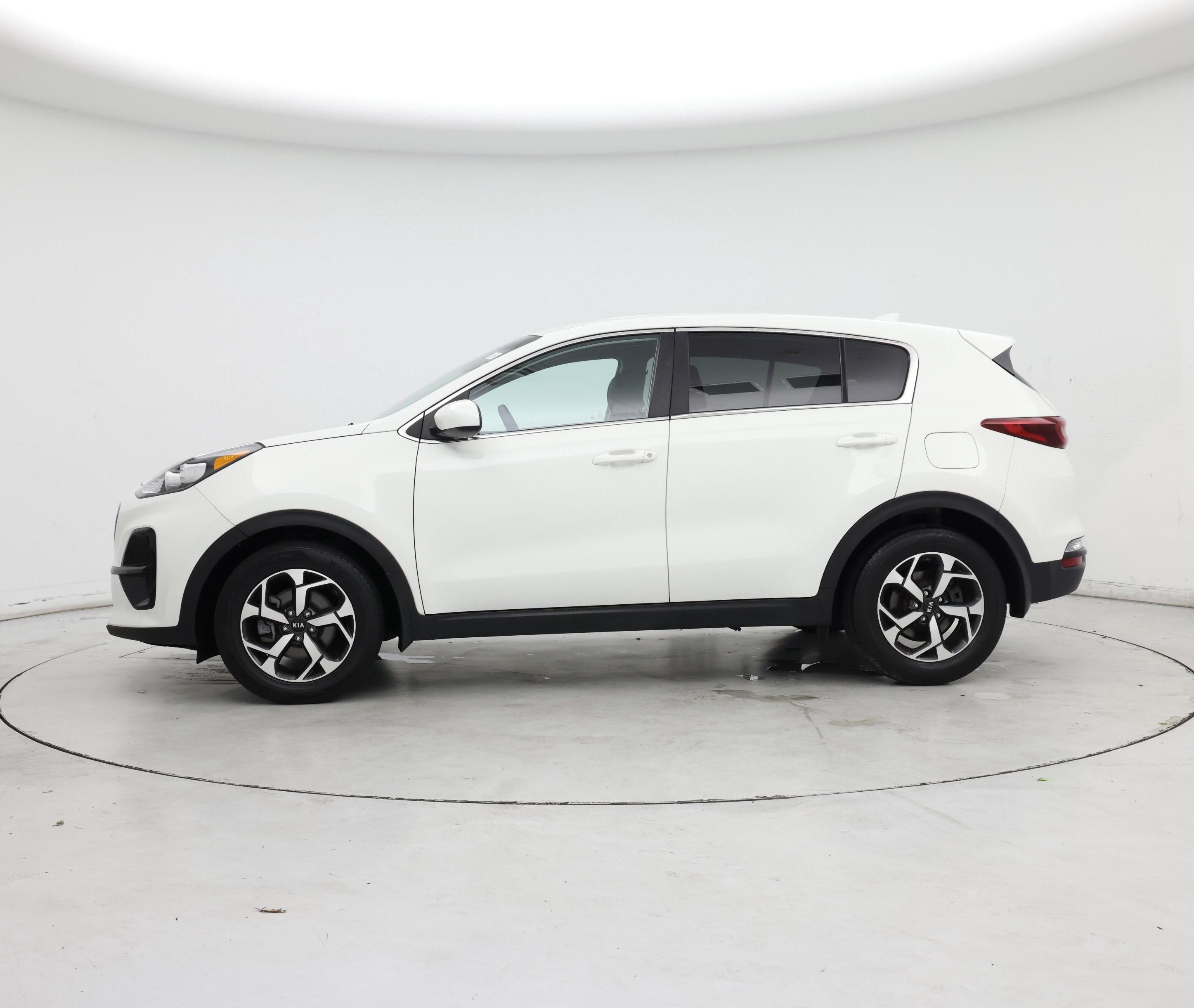 Thumbnail: 2020 Kia Sportage - 3