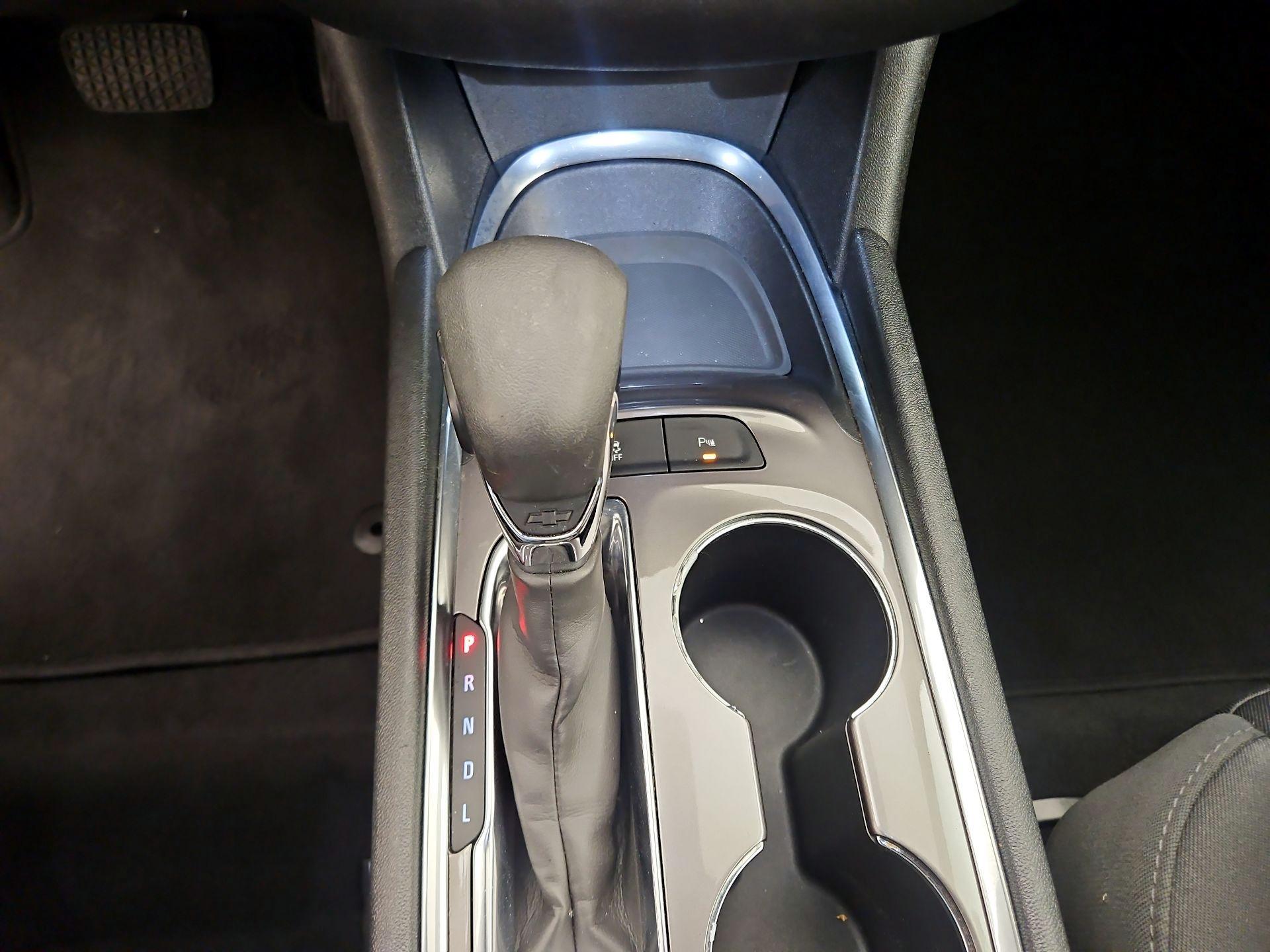 Thumbnail: 2021 Chevrolet Malibu - 17
