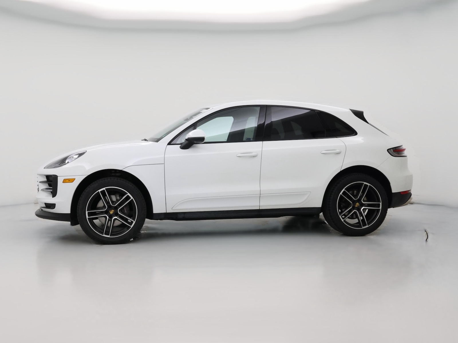 2021 Porsche Macan Base