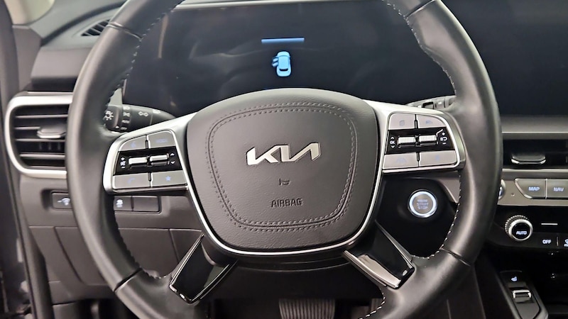 2024 Kia Telluride S 10
