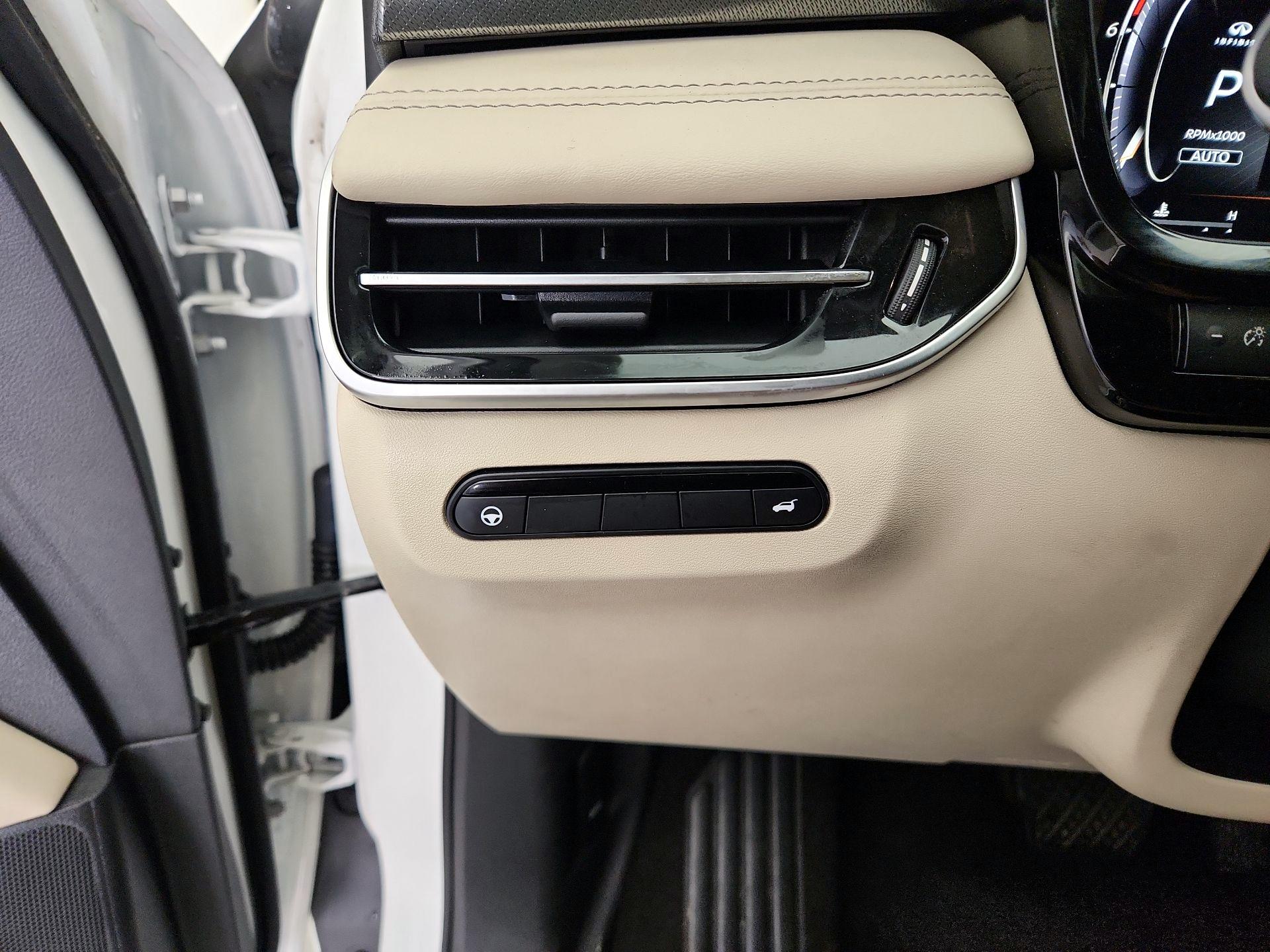 Thumbnail: 2023 INFINITI QX60 - 13
