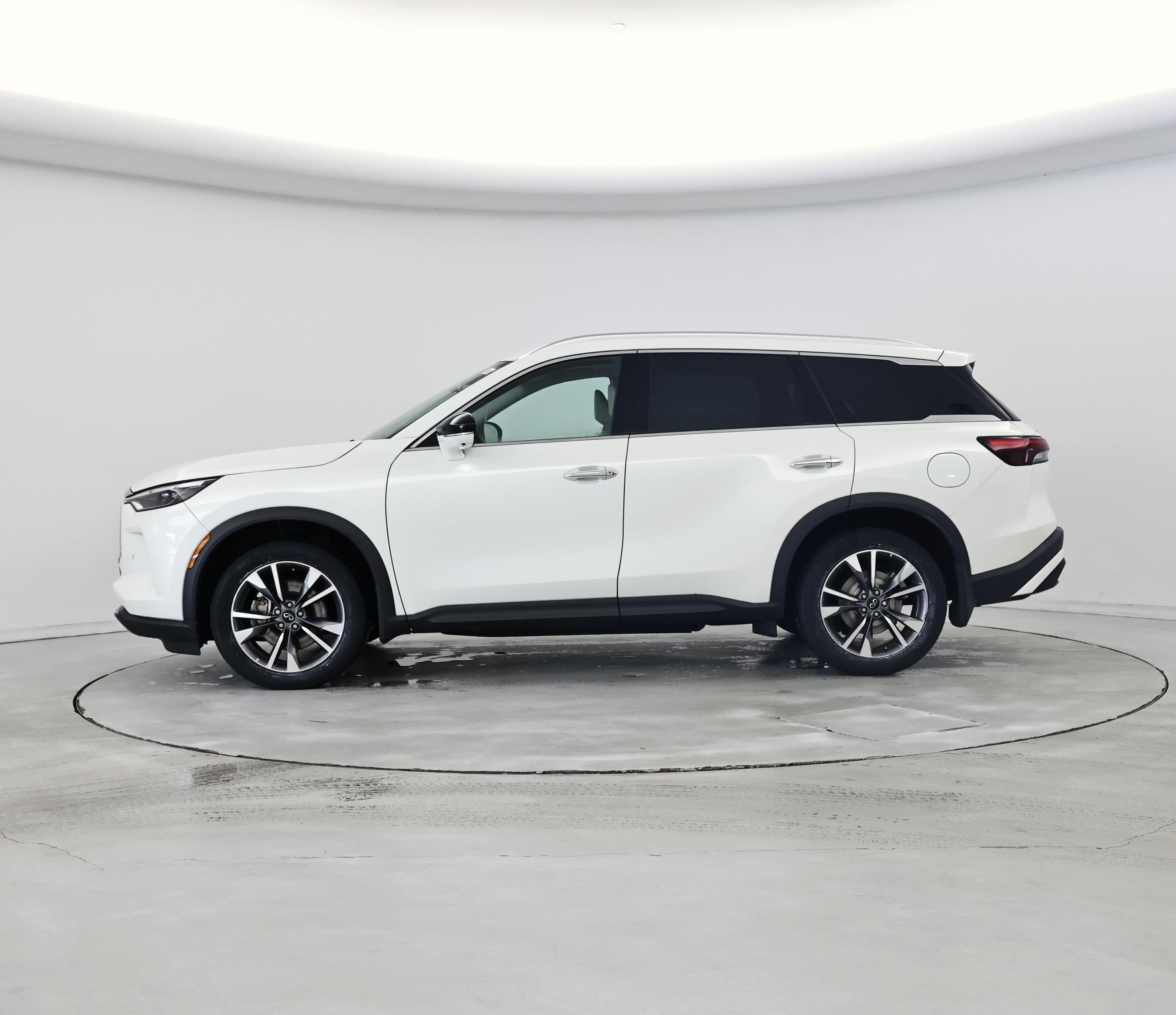 Thumbnail: 2023 INFINITI QX60 - 3