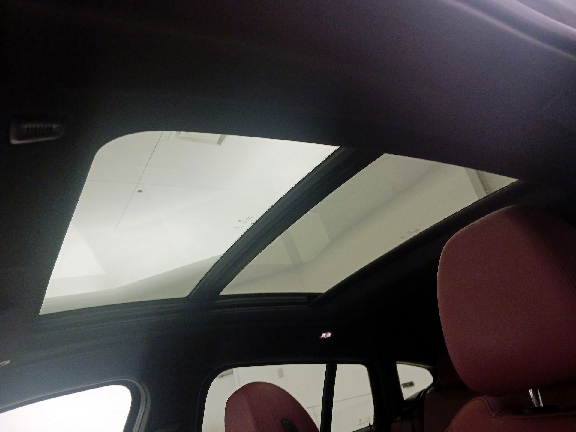 Thumbnail: 2022 BMW X4 - 19