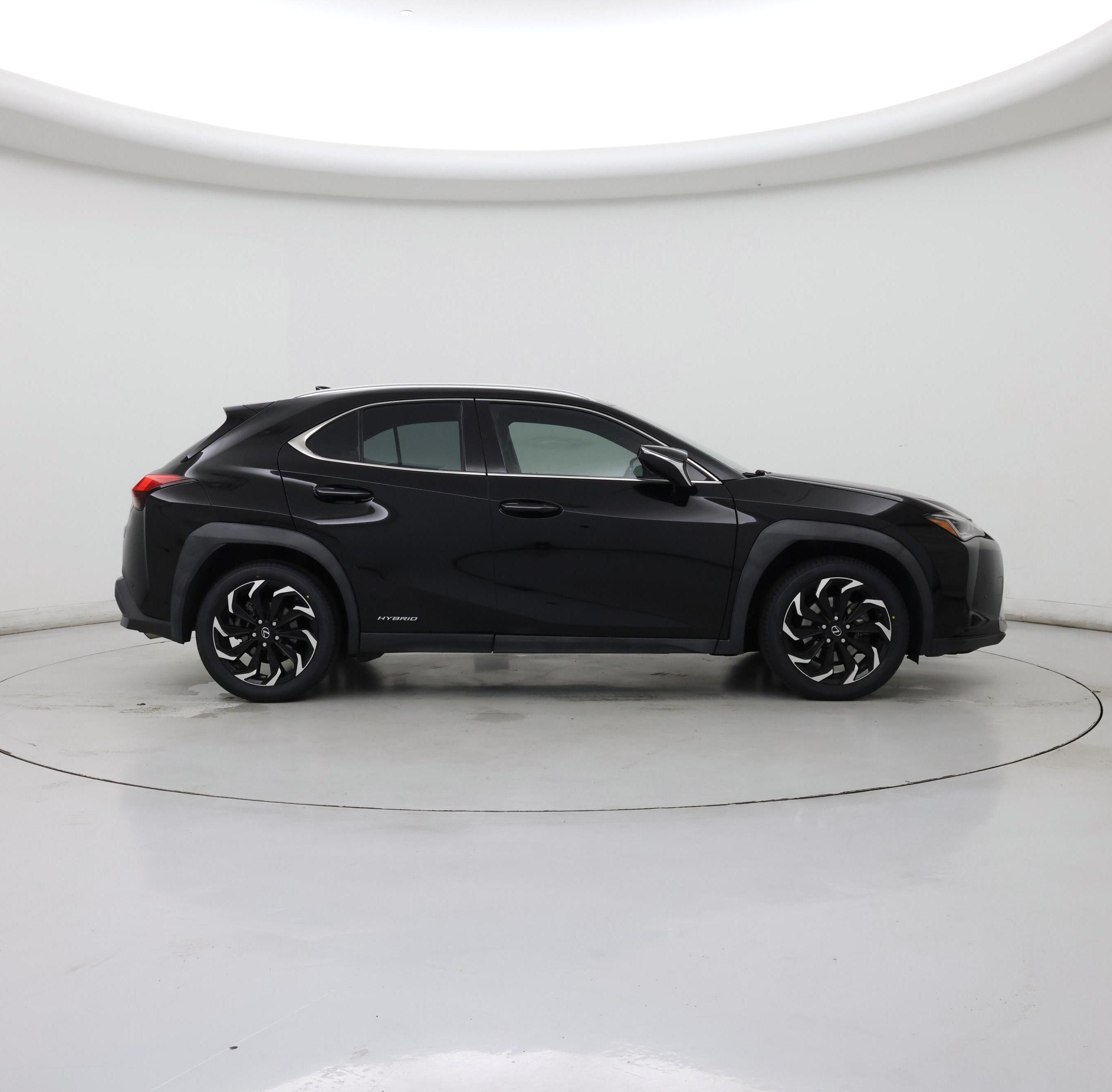 Thumbnail: 2020 Lexus UX - 7