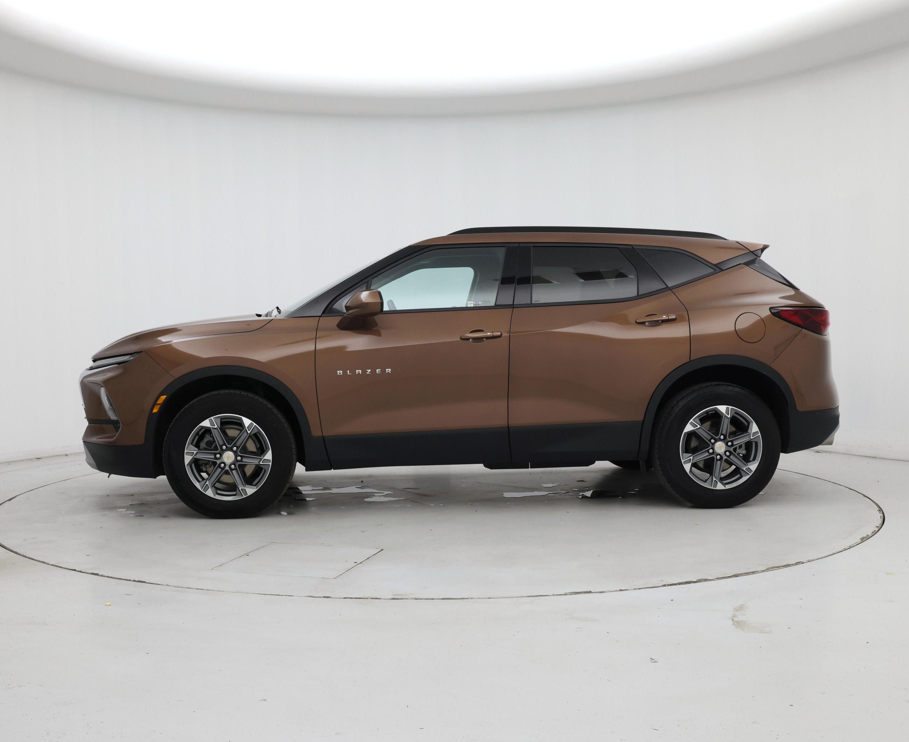 Thumbnail: 2023 Chevrolet Blazer - 3