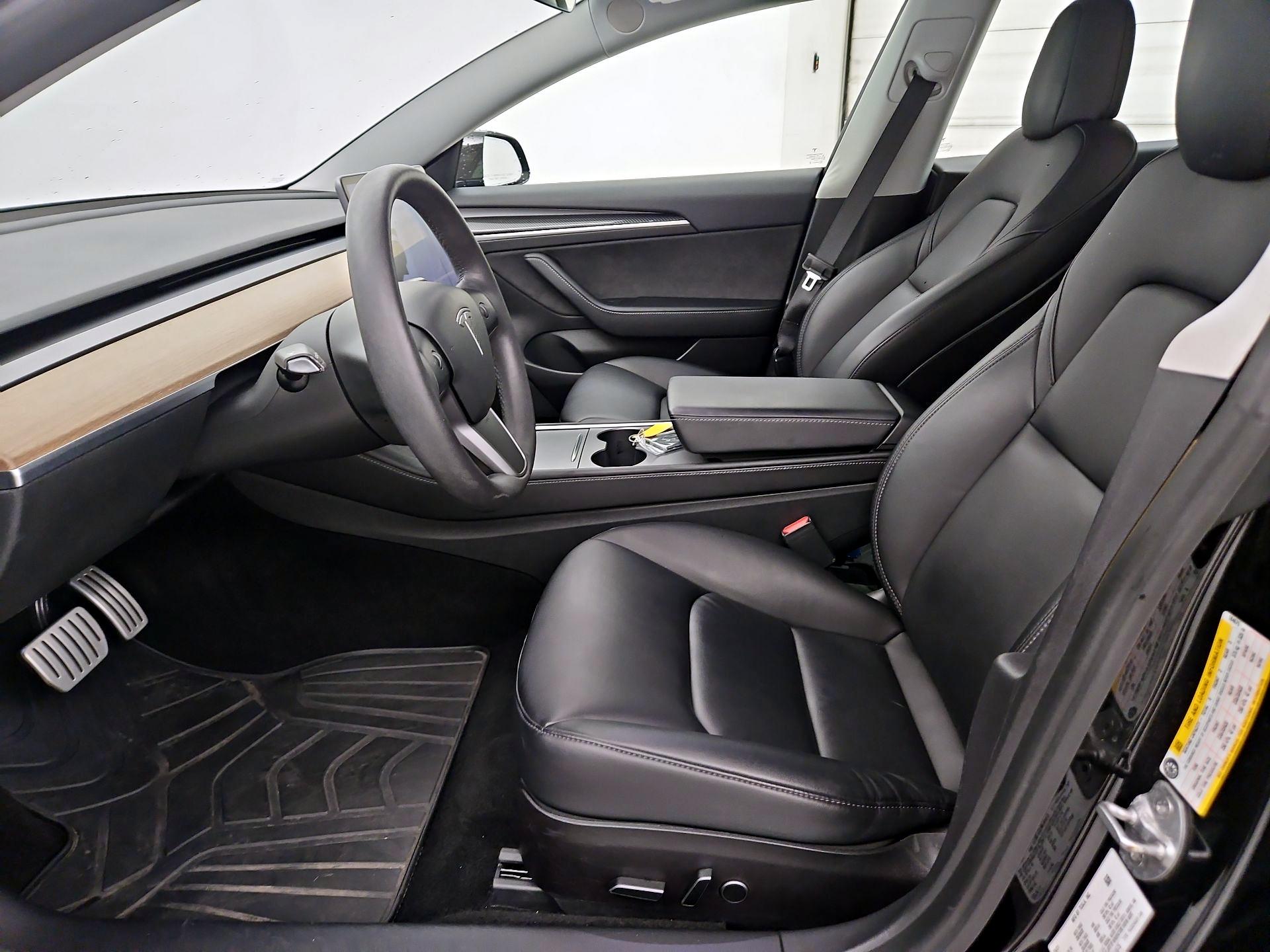 Thumbnail: 2021 Tesla Model 3 - 11