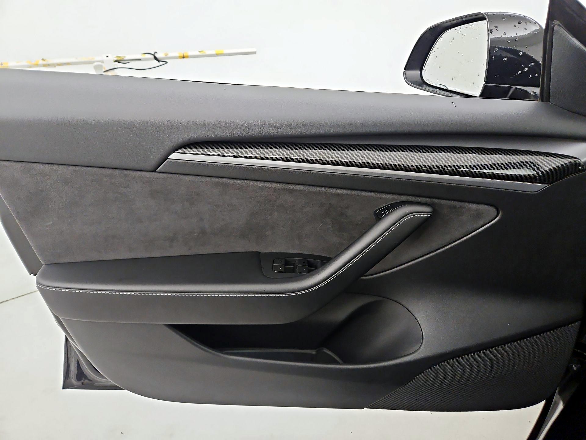 Thumbnail: 2021 Tesla Model 3 - 12