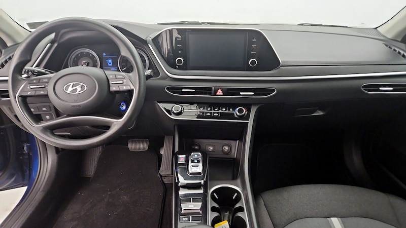 2020 Hyundai Sonata SE 9