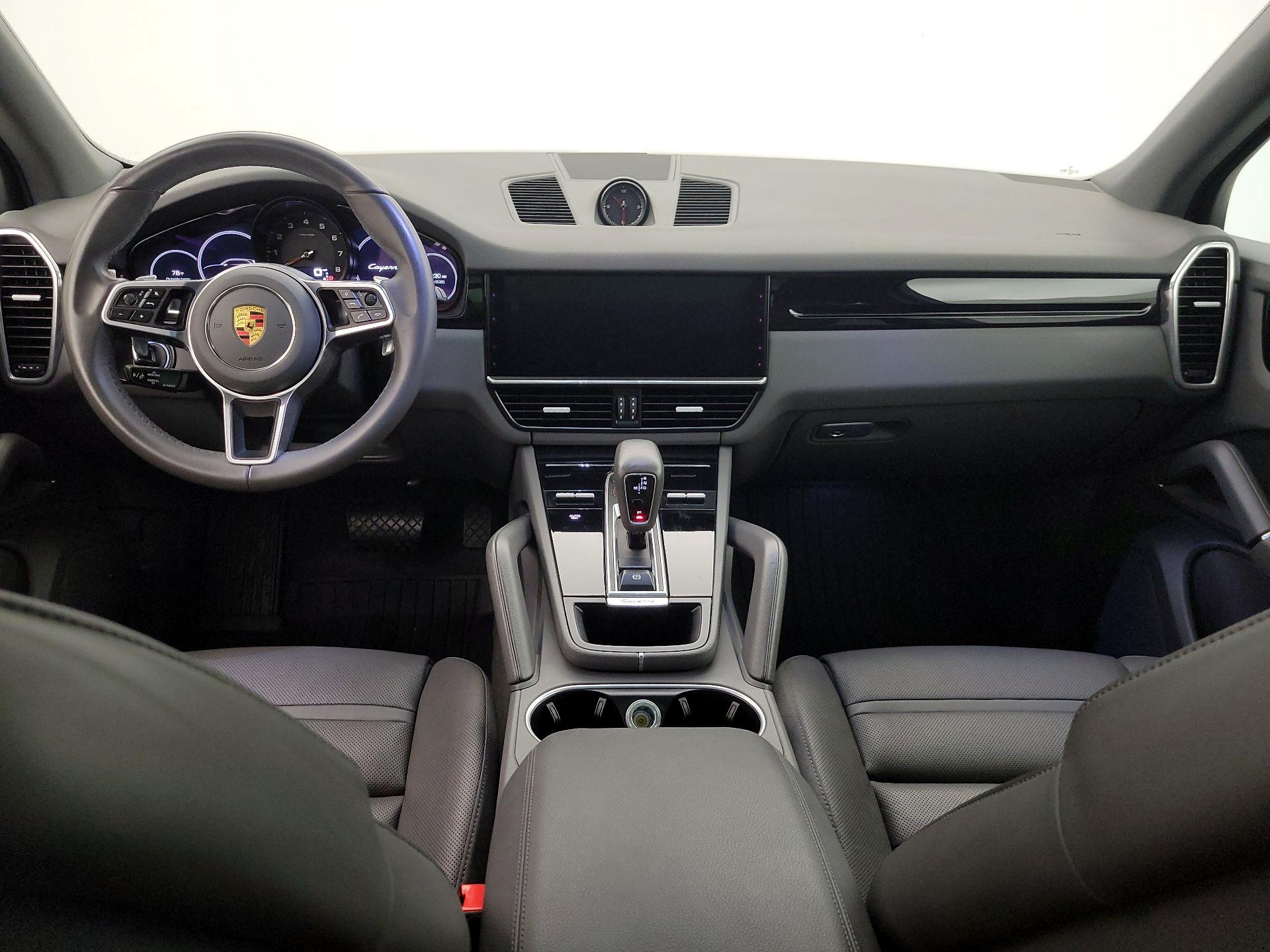 Thumbnail: 2021 Porsche Cayenne - 9