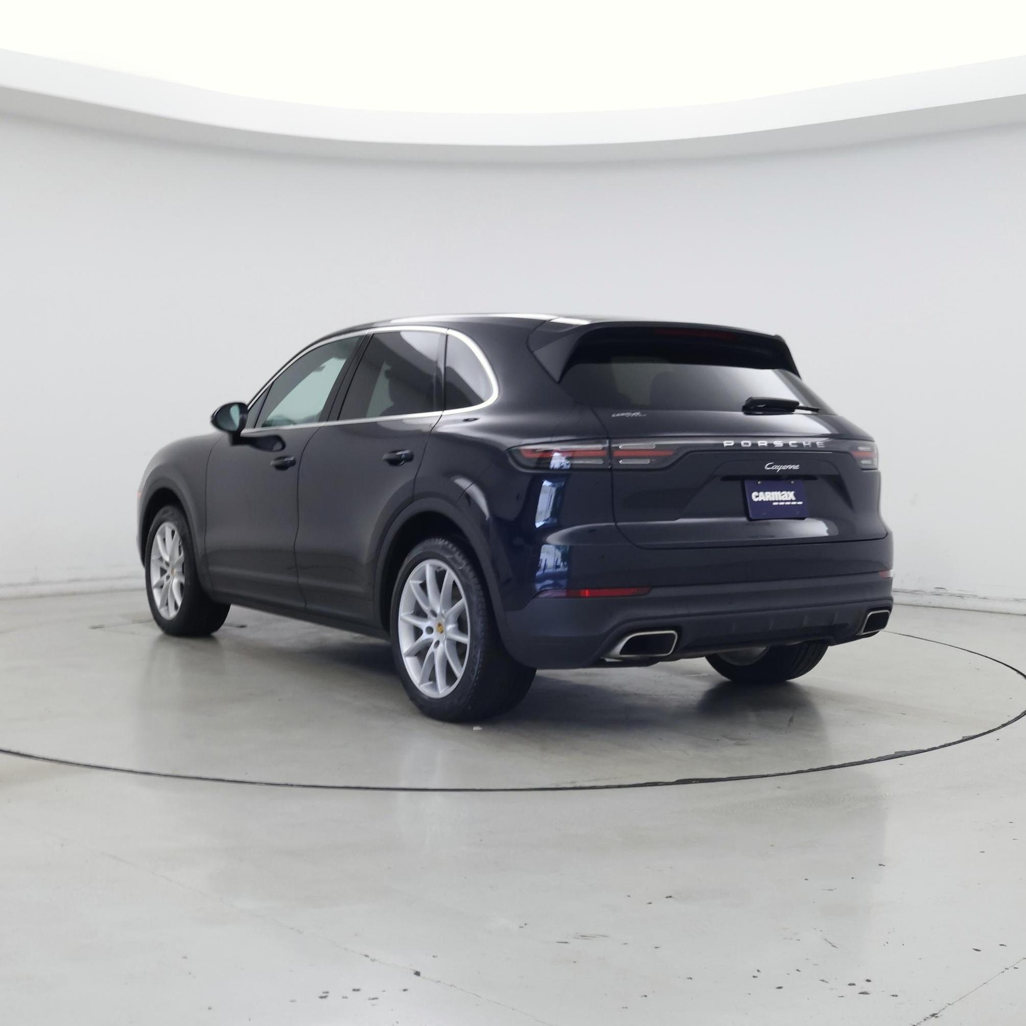Thumbnail: 2021 Porsche Cayenne - 2