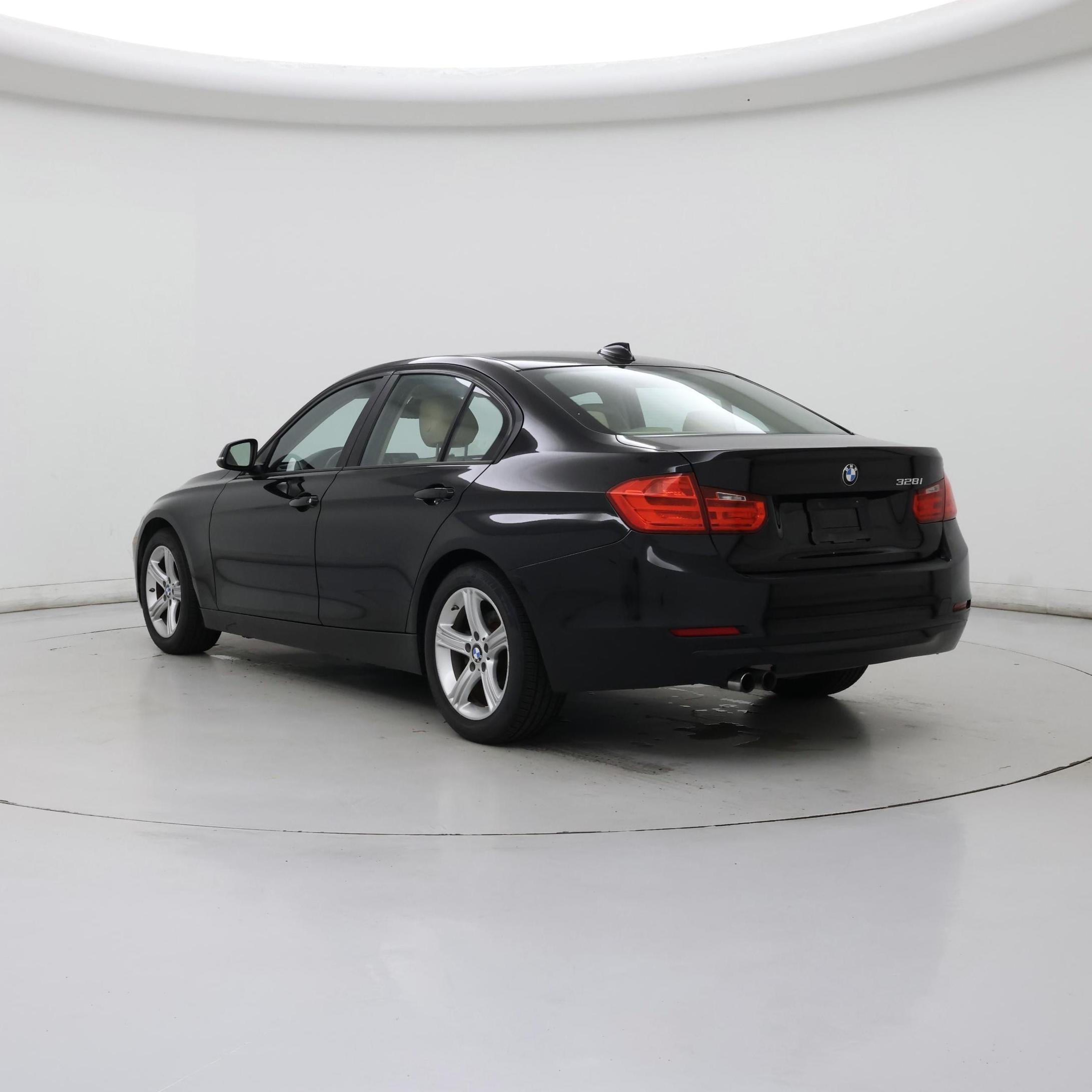 Thumbnail: 2015 BMW 3 Series - 2