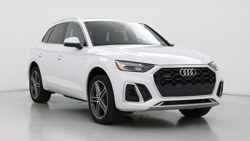 2022 Audi Q5 e Premium Plus Hero Image