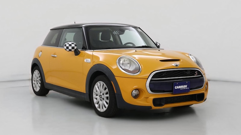 2015 MINI Cooper Hardtop S Hero Image