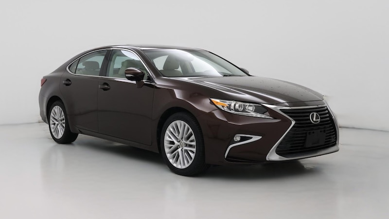 2016 Lexus ES 350 Hero Image