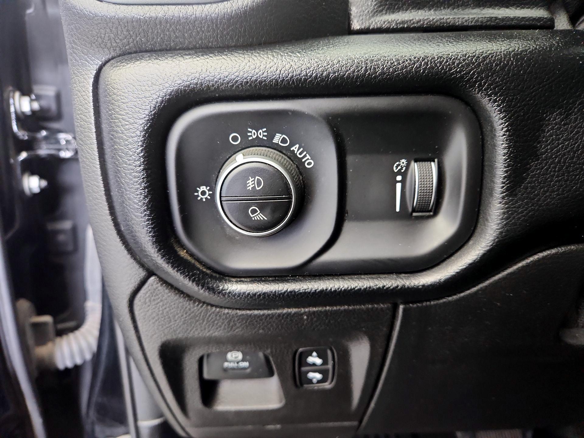 Thumbnail: 2021 RAM 1500 - 13