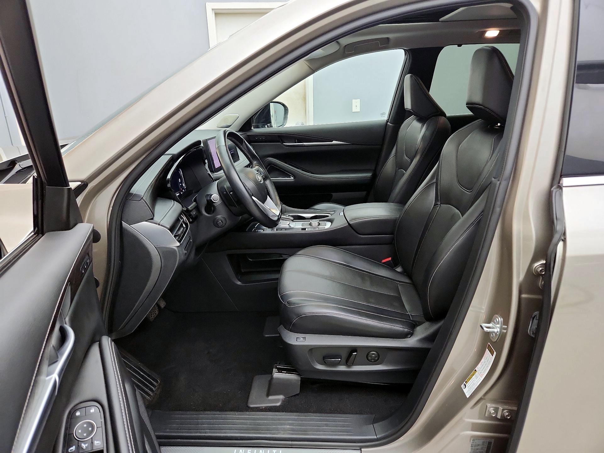 Thumbnail: 2022 INFINITI QX60 - 11