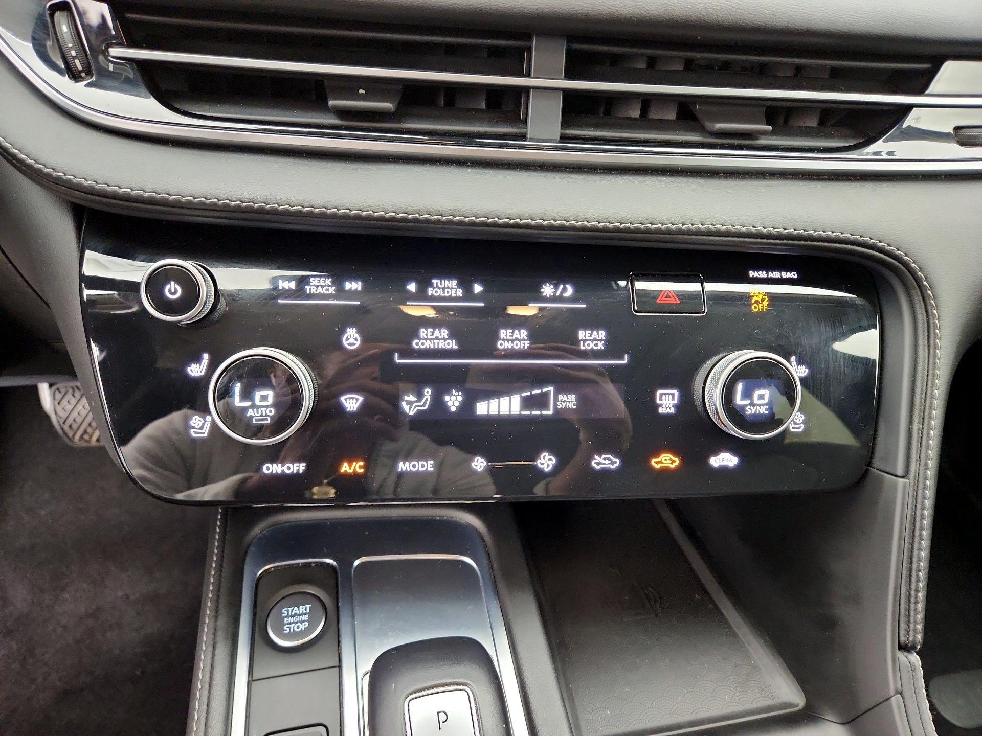 Thumbnail: 2022 INFINITI QX60 - 17