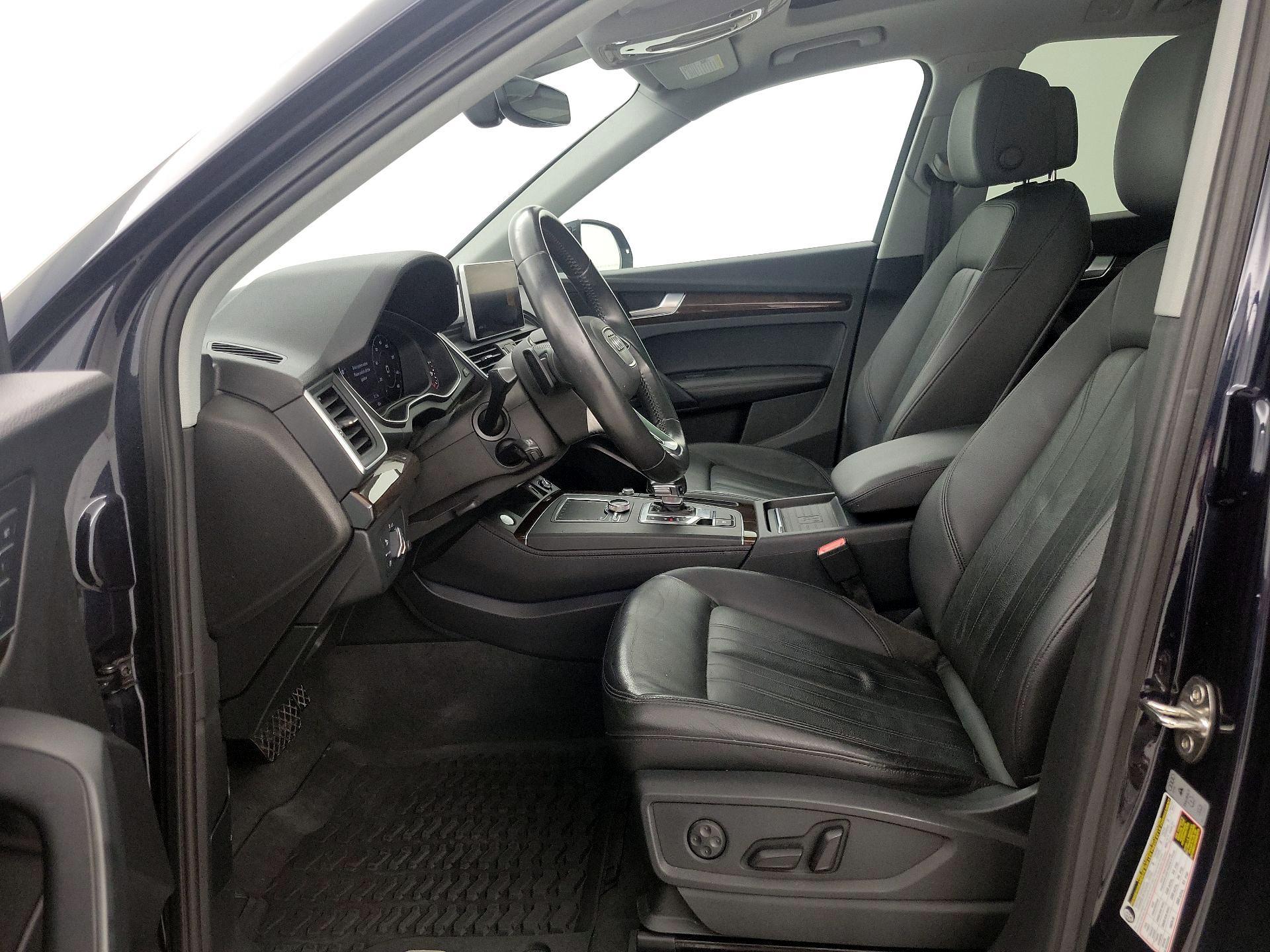 Thumbnail: 2019 Audi Q5 - 11