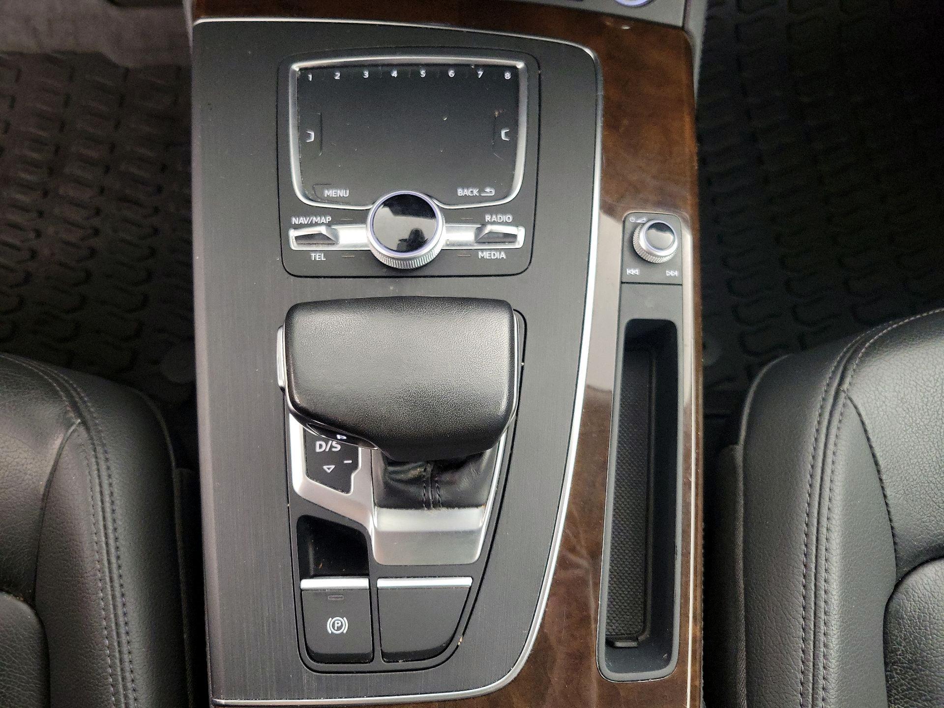 Thumbnail: 2019 Audi Q5 - 18