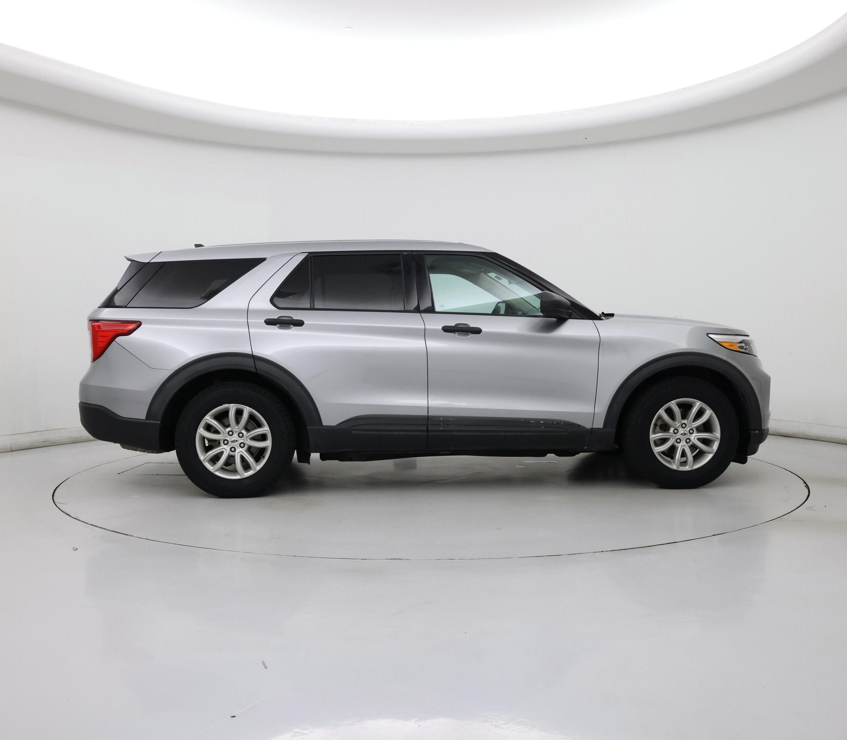 Thumbnail: 2021 Ford Explorer - 7