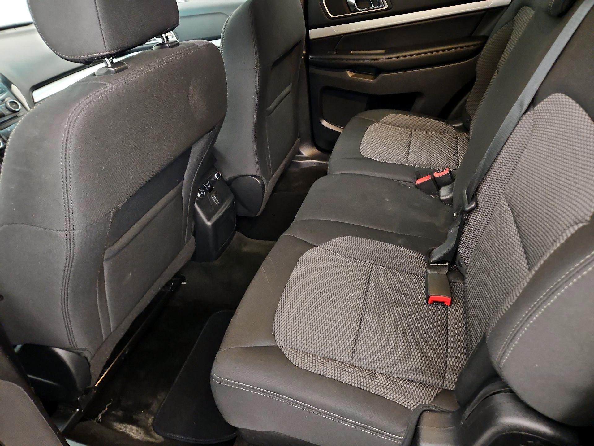 Thumbnail: 2016 Ford Explorer - 19