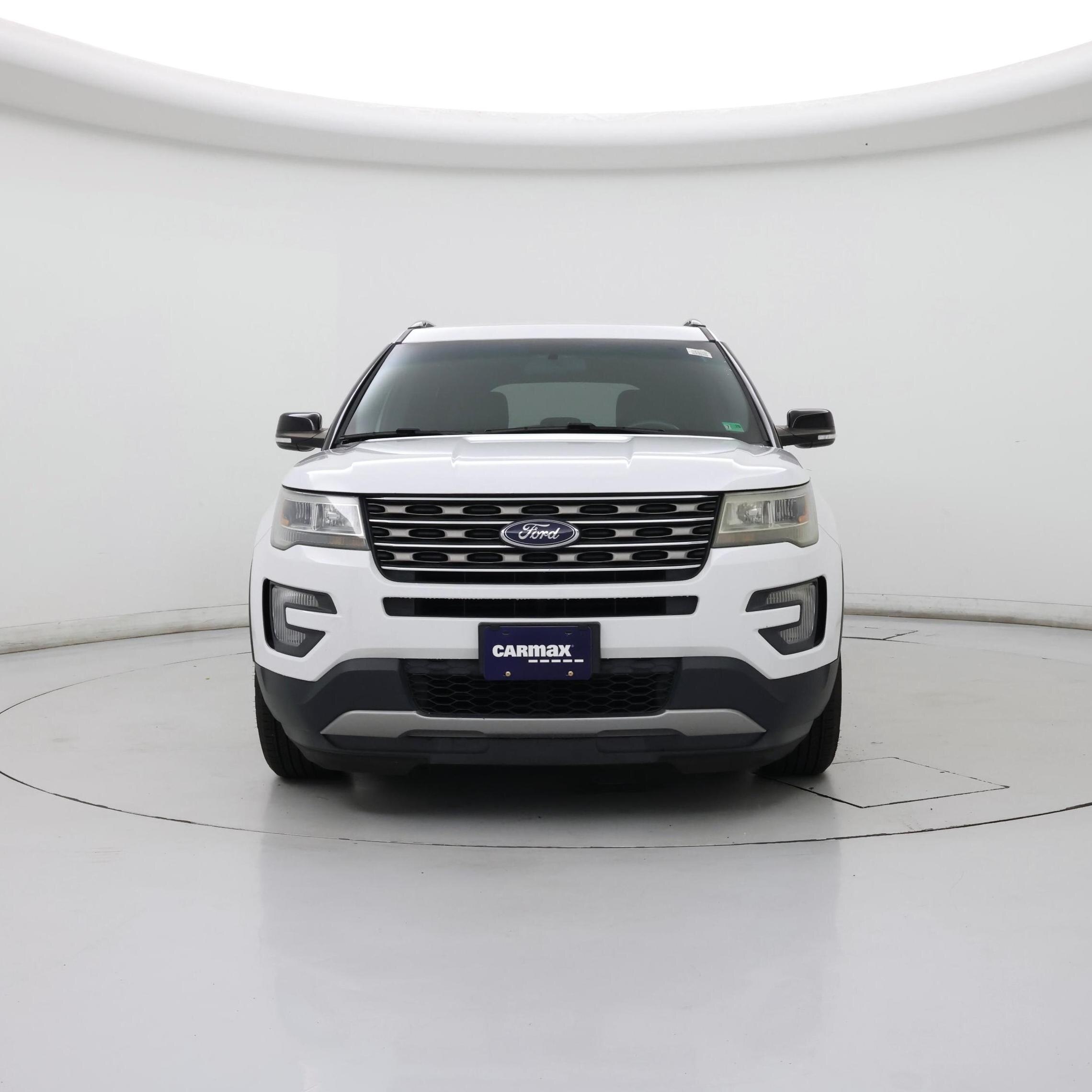 Thumbnail: 2016 Ford Explorer - 5